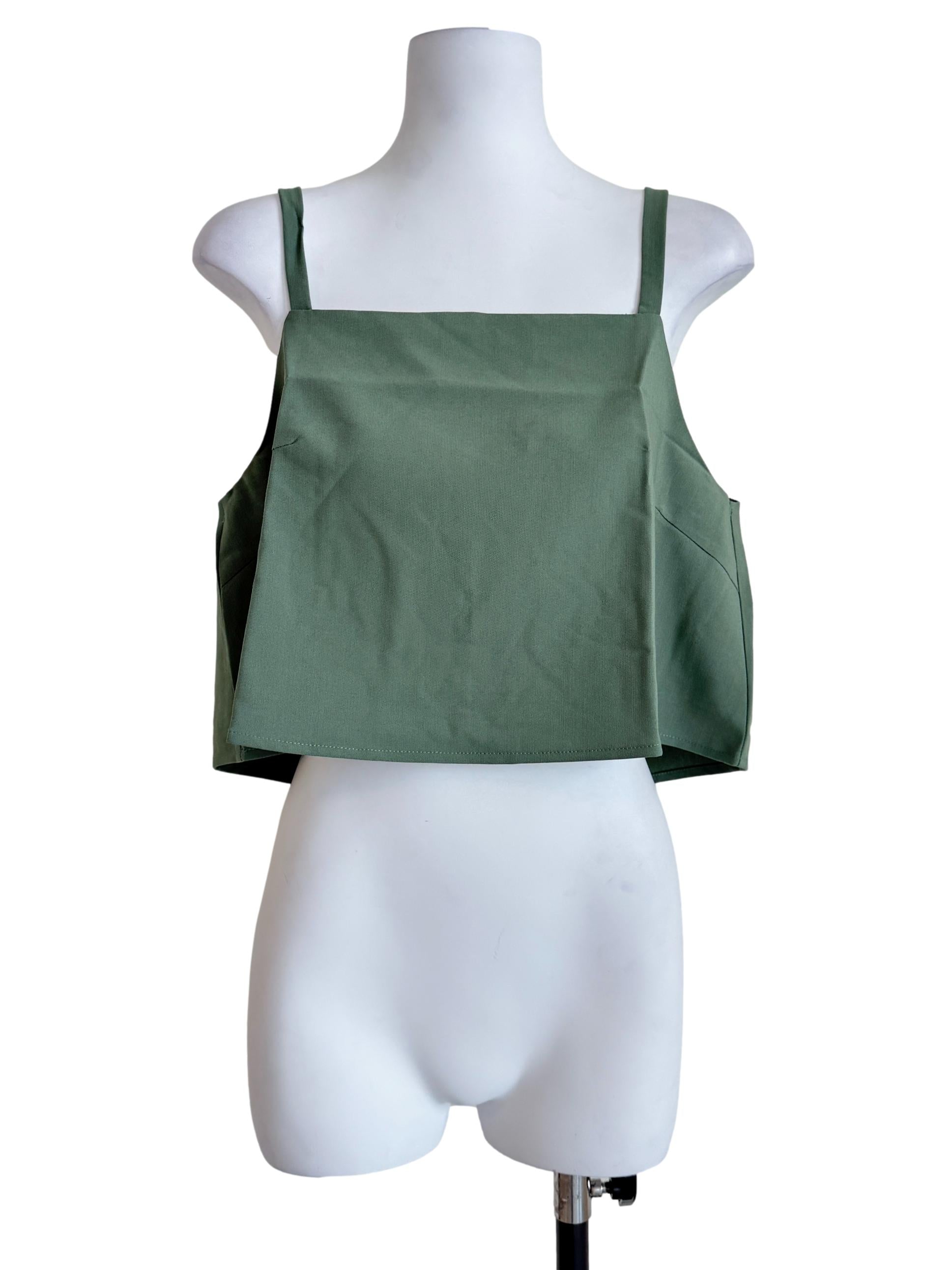 Green Zoey Basic Flare Crop Top