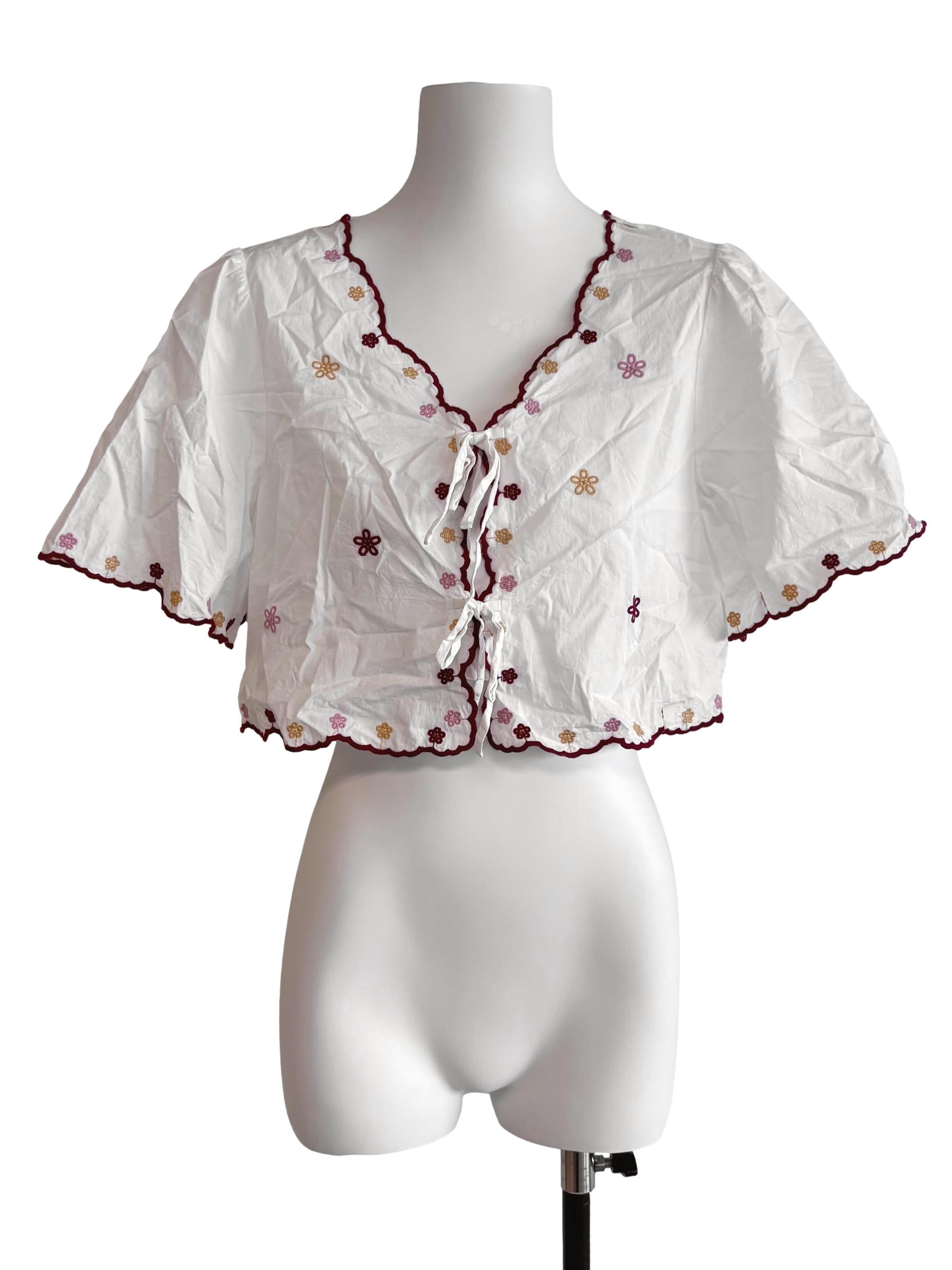 White Daisy Embroidery Tie Crop Top