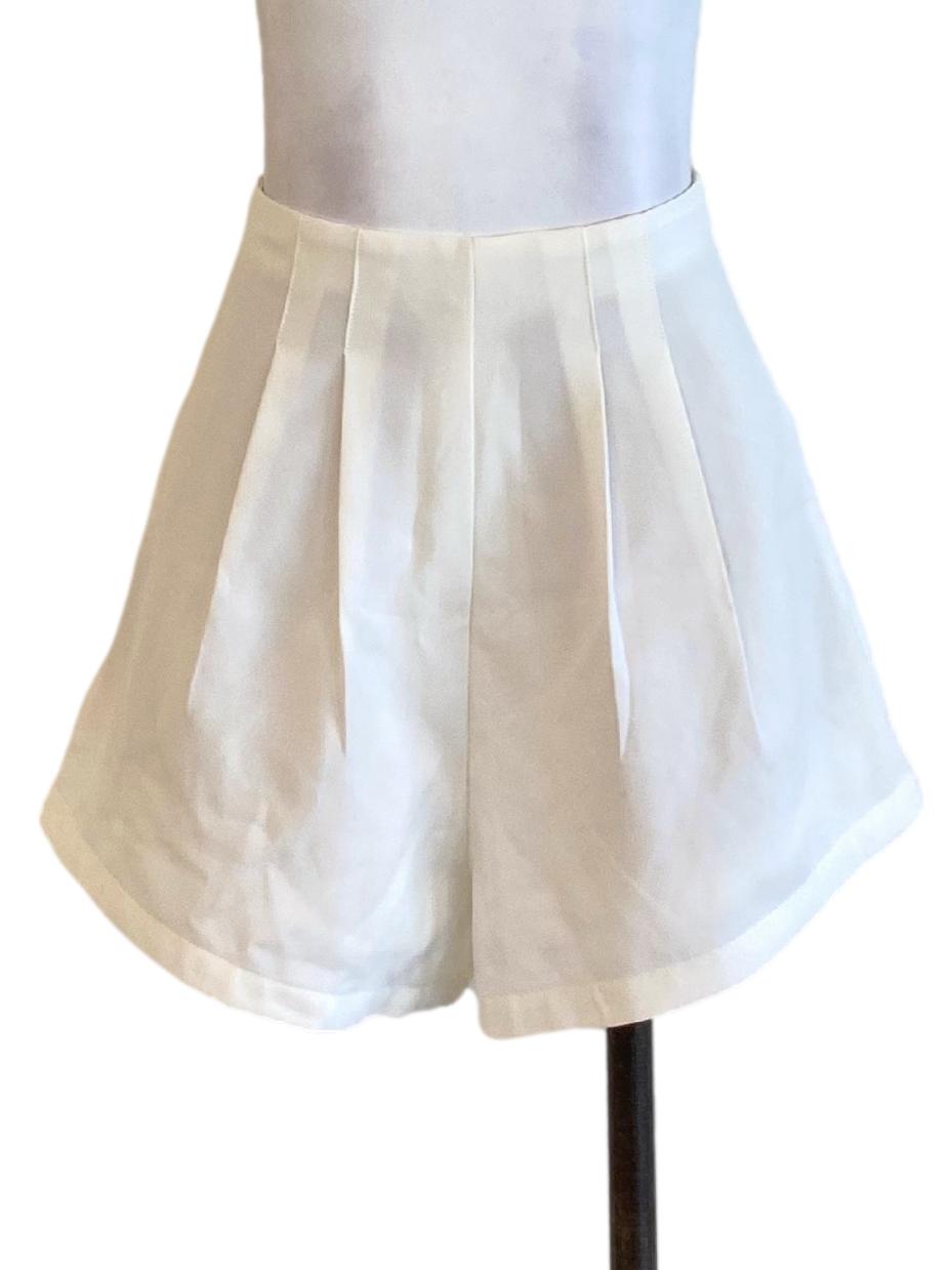 Soft White Zip Up Regular Loose Shorts