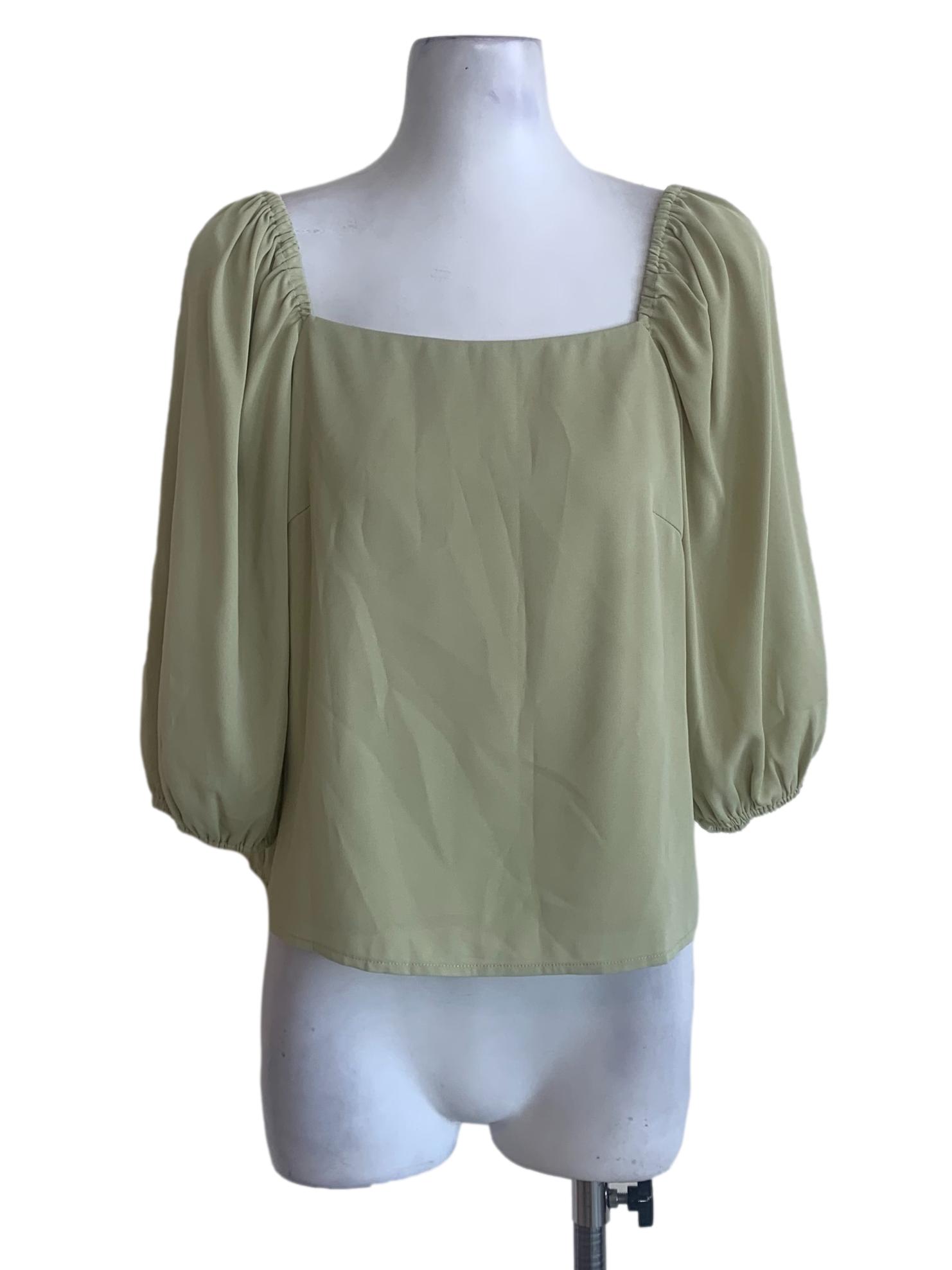 Green Square Neck