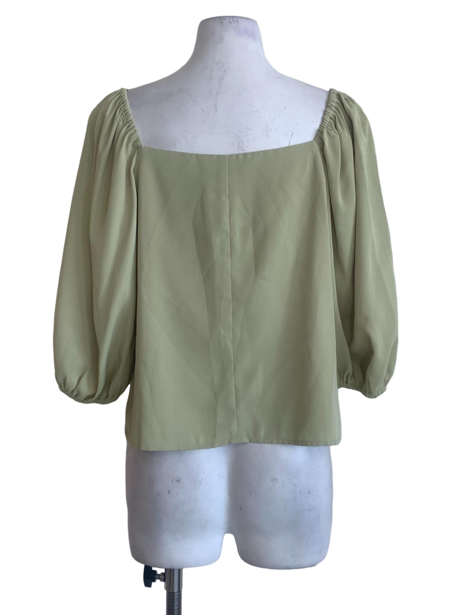 Green Square Neck