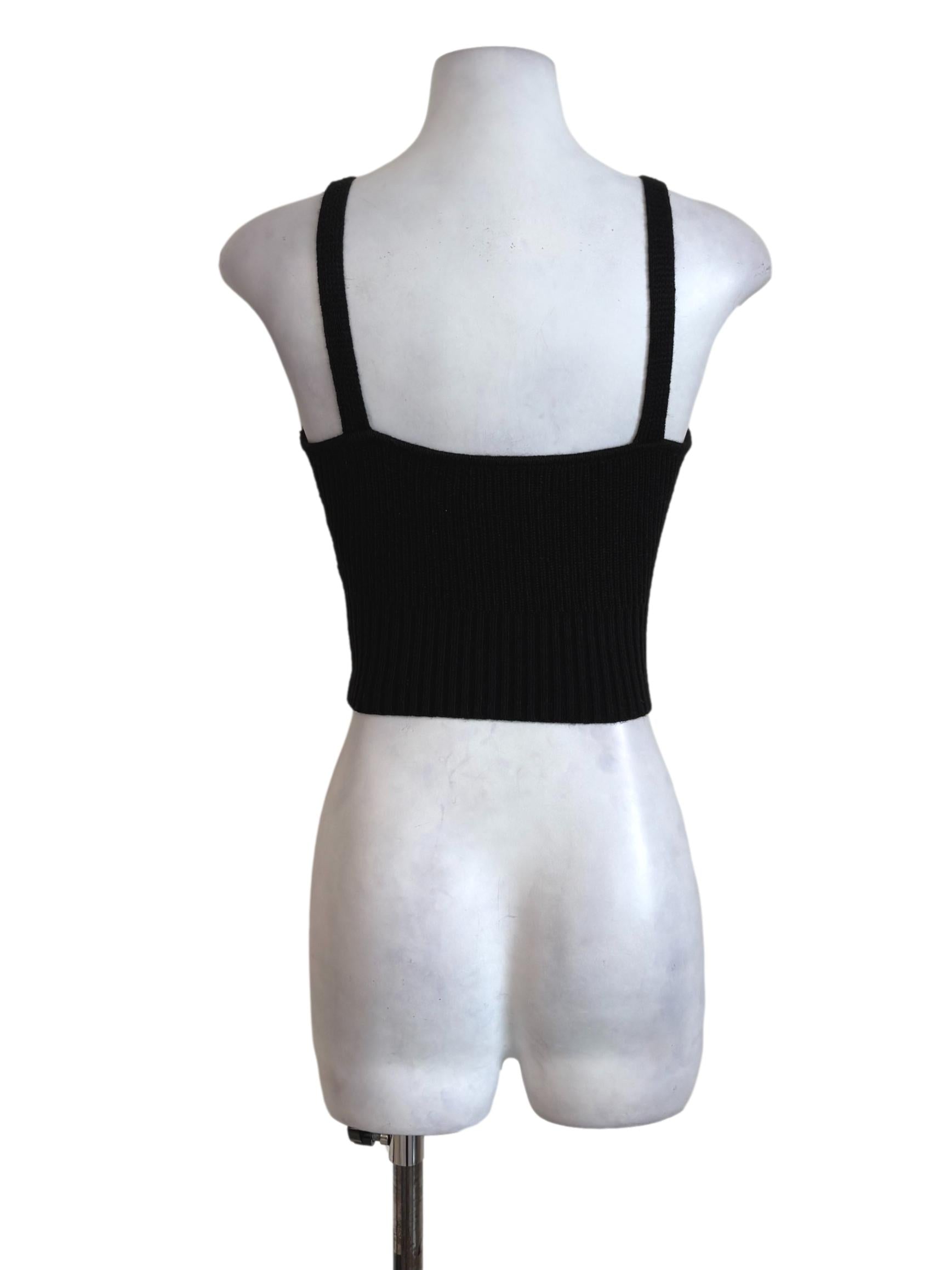 Black Knitted Deep Vtop YHF