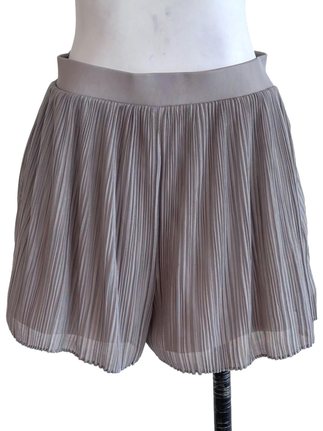 Ash Grey Pleats Relaxed Shorts