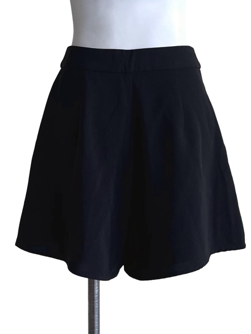 Jade Black Shorts Pants LB