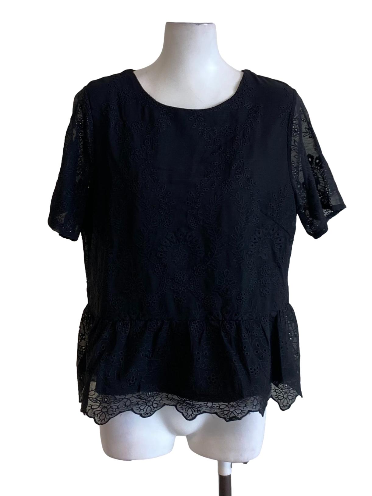 Rich Black Floral Lace Round Neck Mesh Peplum Top