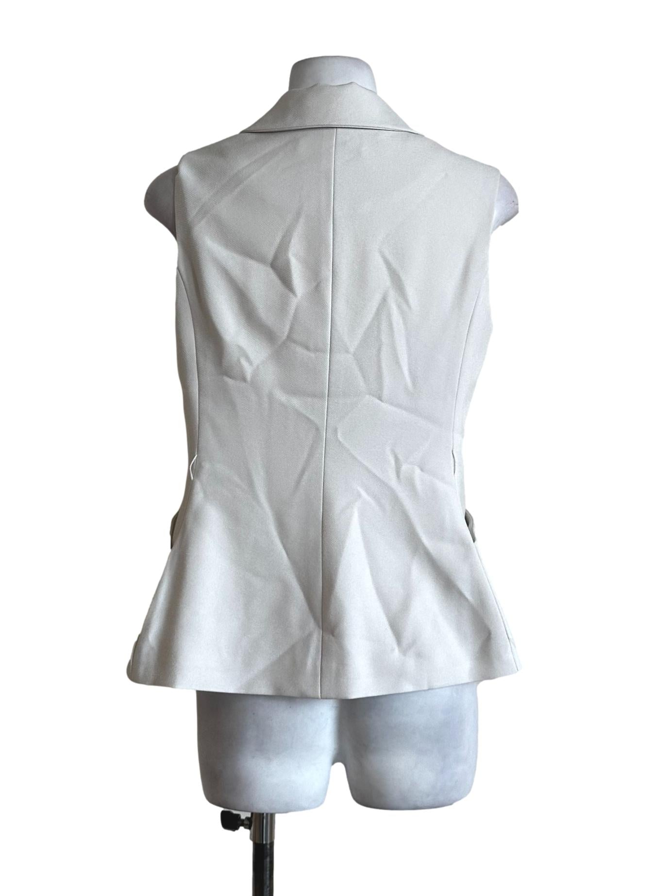 Daisy White Plain Vest LB