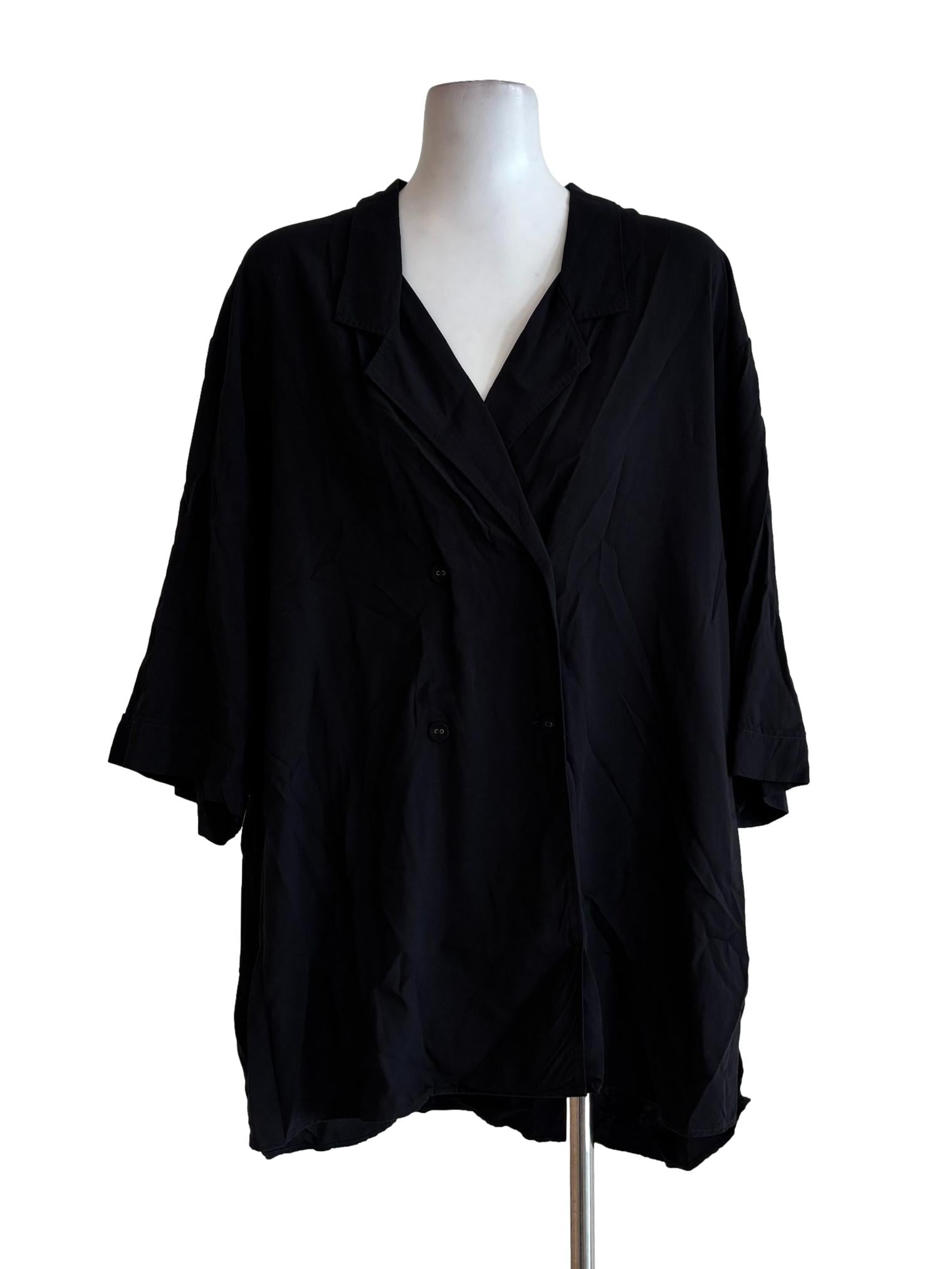 Black Buttoned Shirt