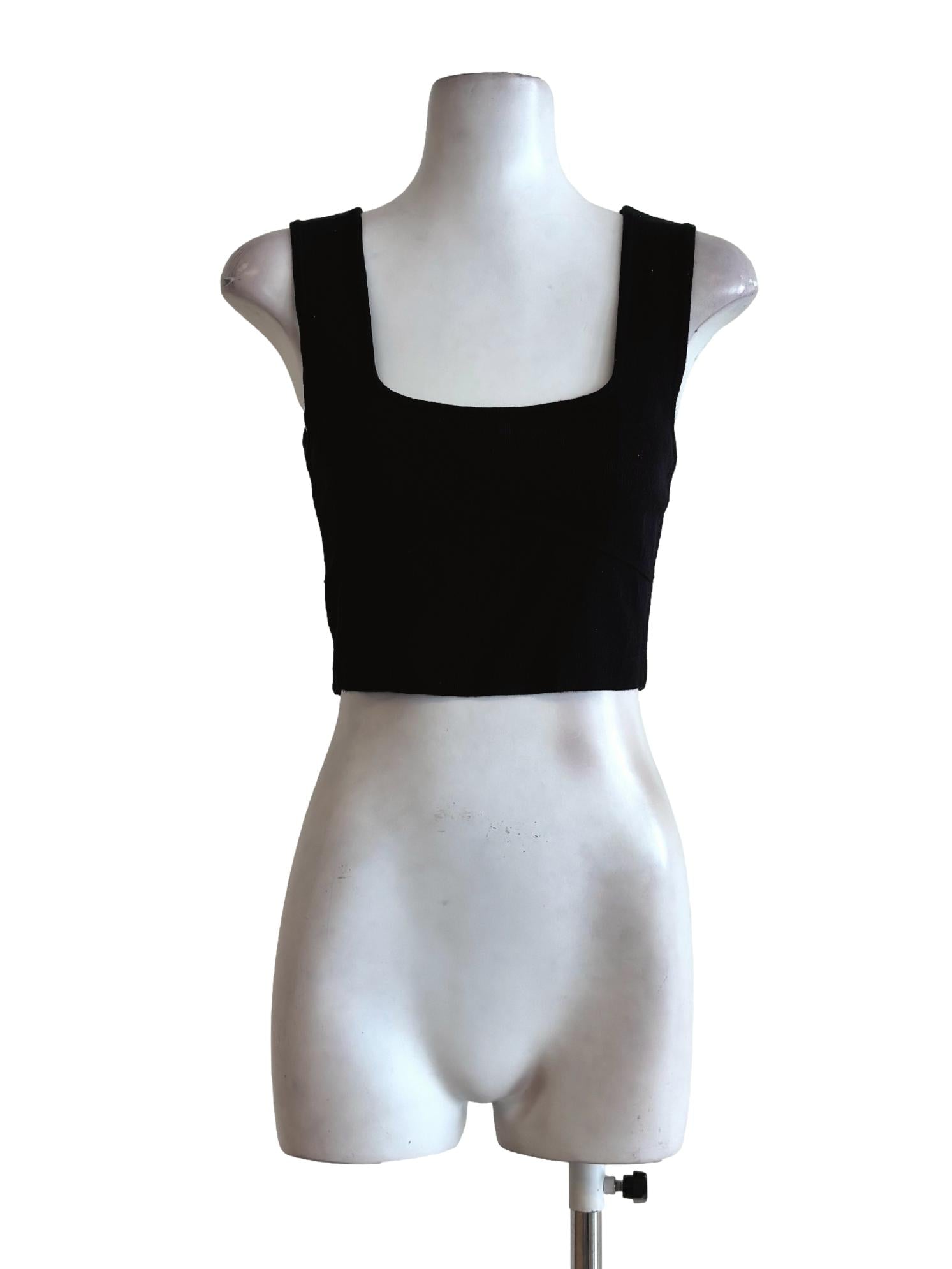 Black Ribbed Crop Top TEM