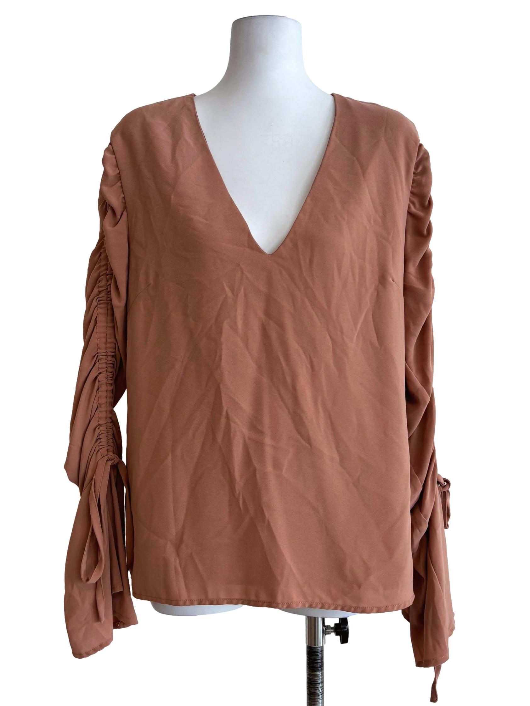 Salmon Beige Ruched Sleeve Top