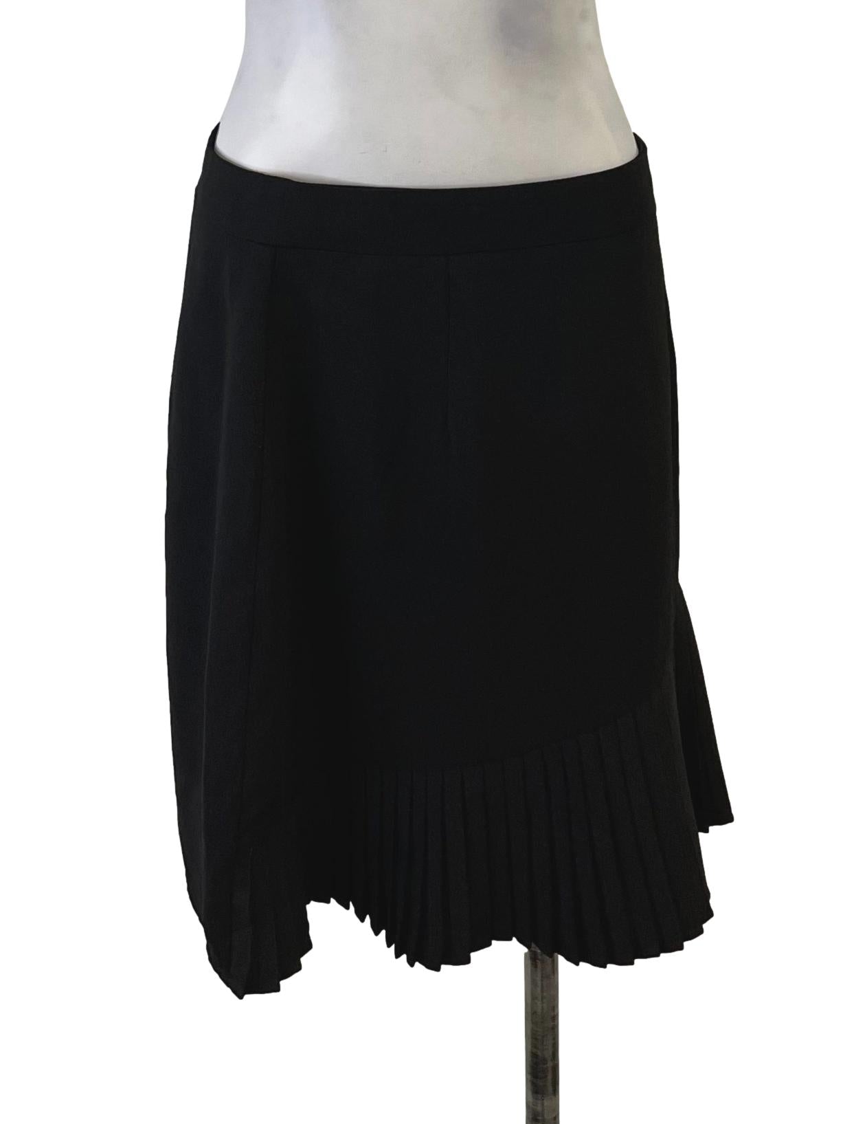 Black Asymmetrial End Skirt