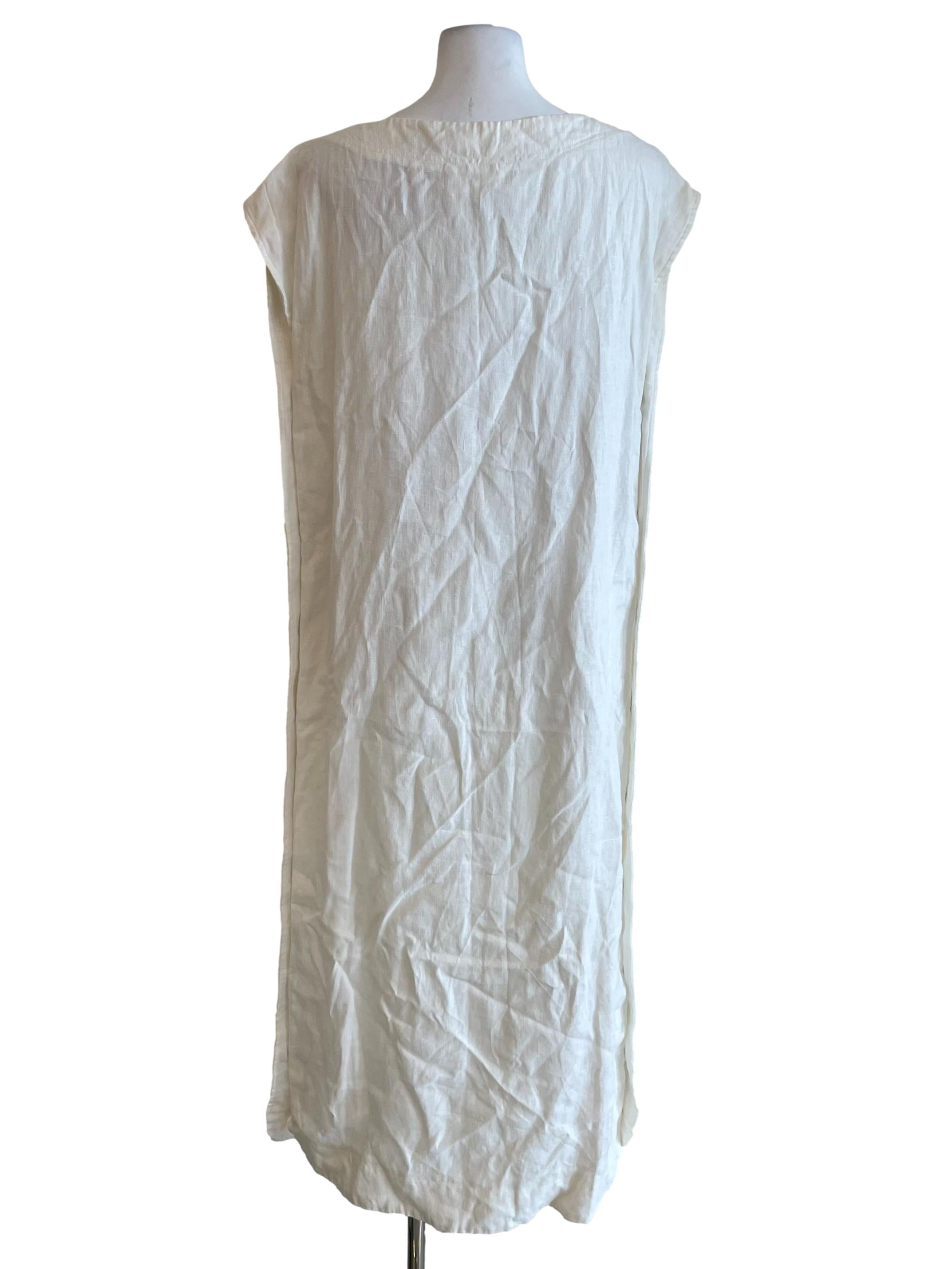 Off White Side Buttons Drop Shoulder Dress GA