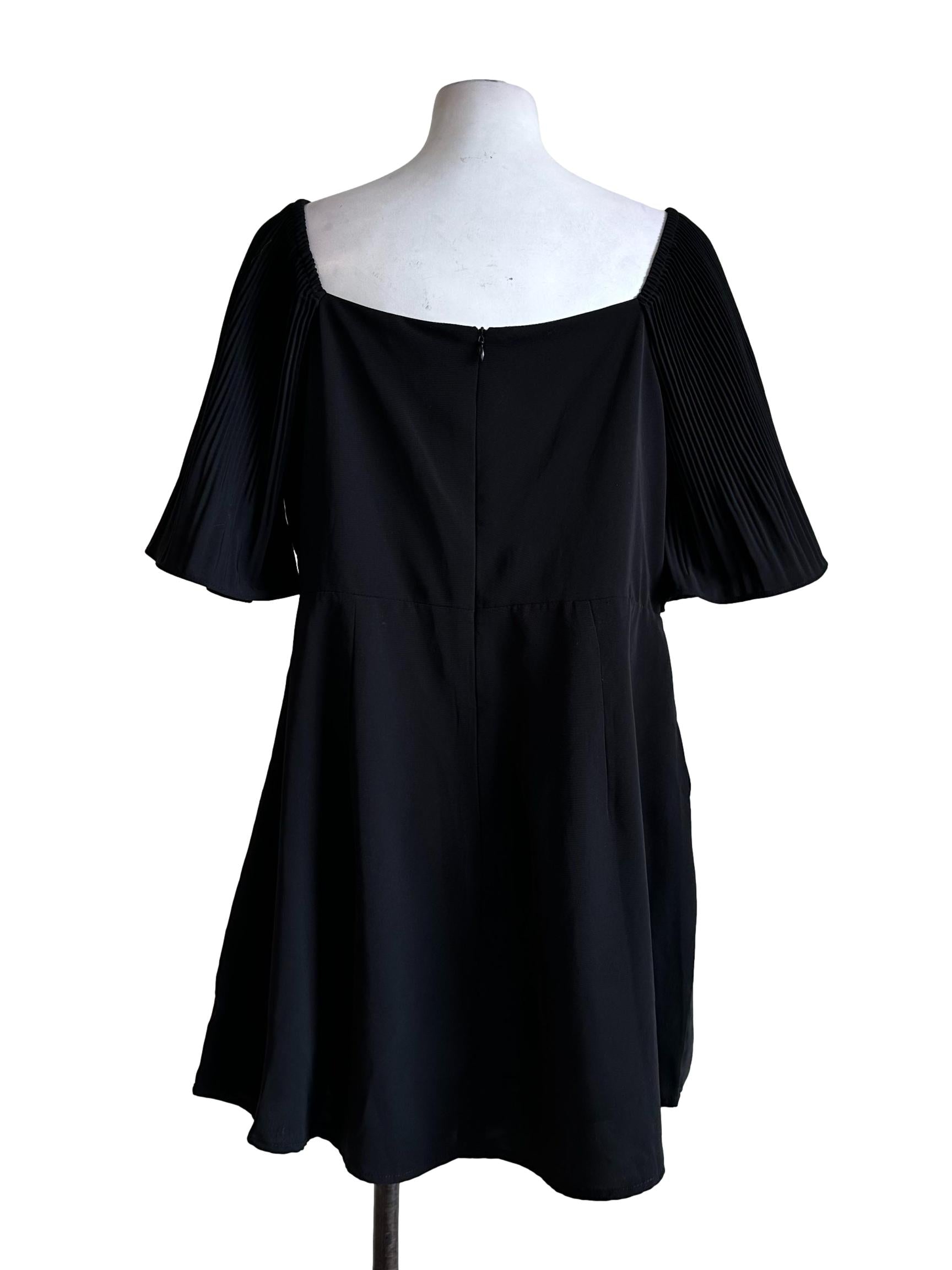 Black Pleated Pattern Romper