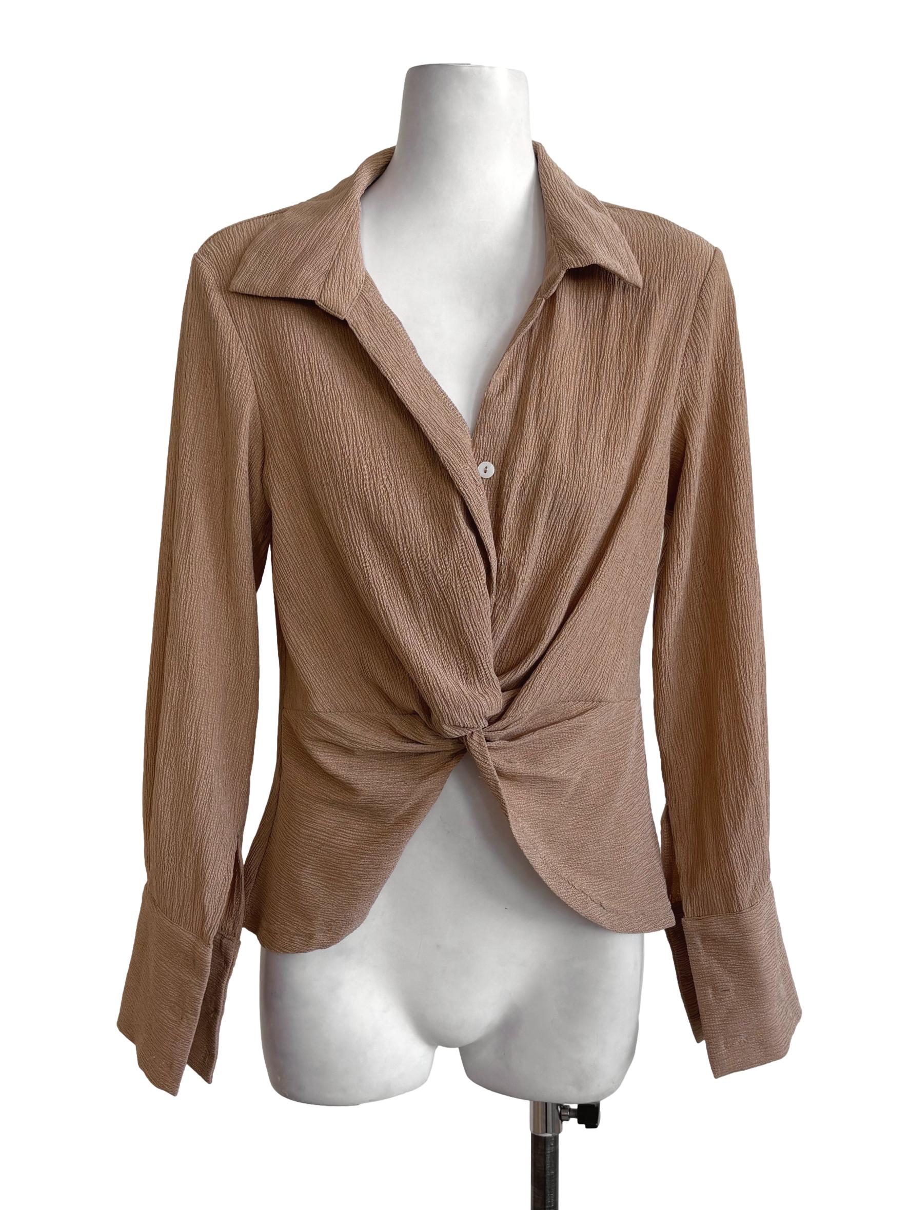 Peanut Crinkled Front Knot Top