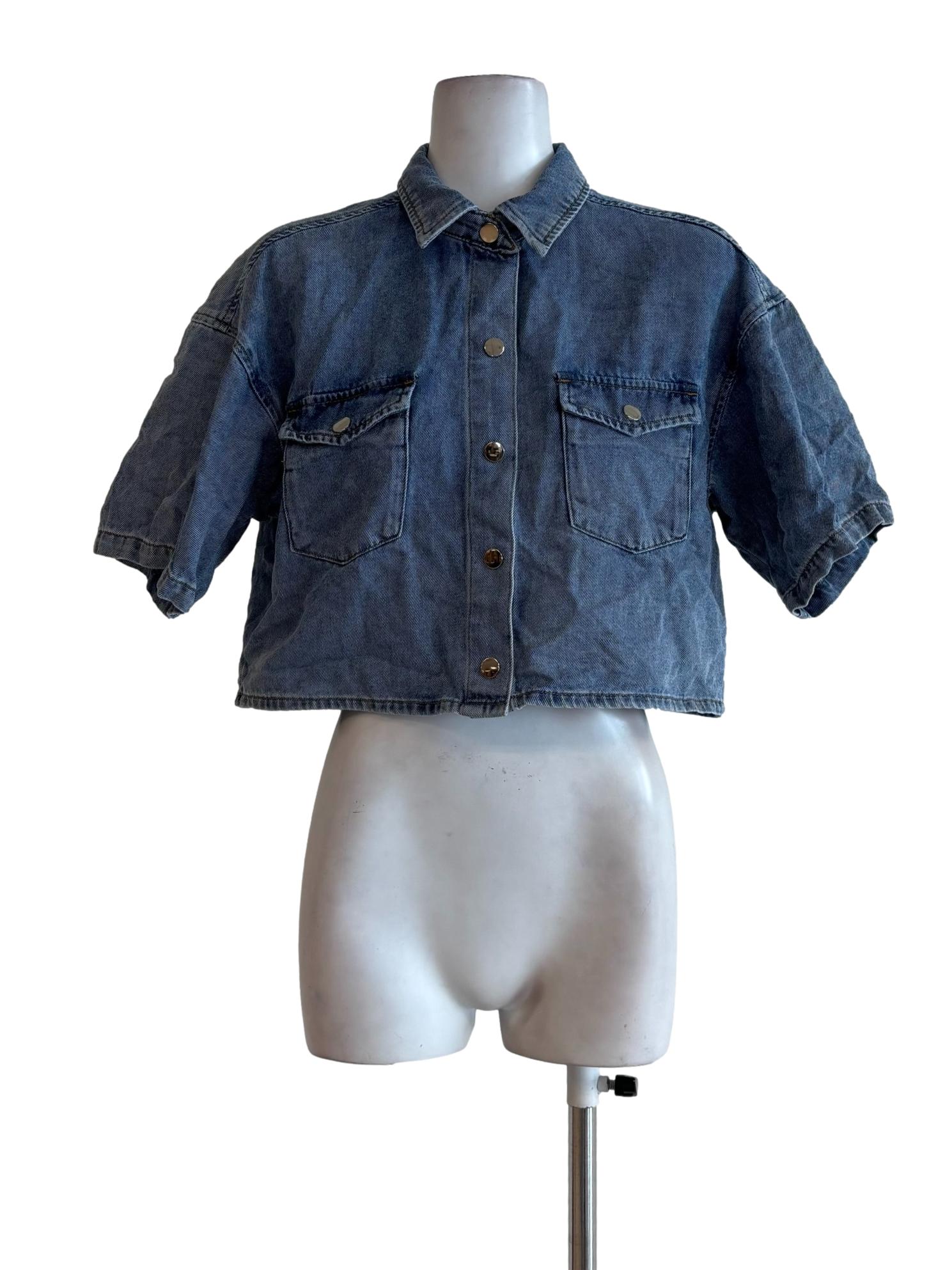 Shortsleeve Denim Button Top