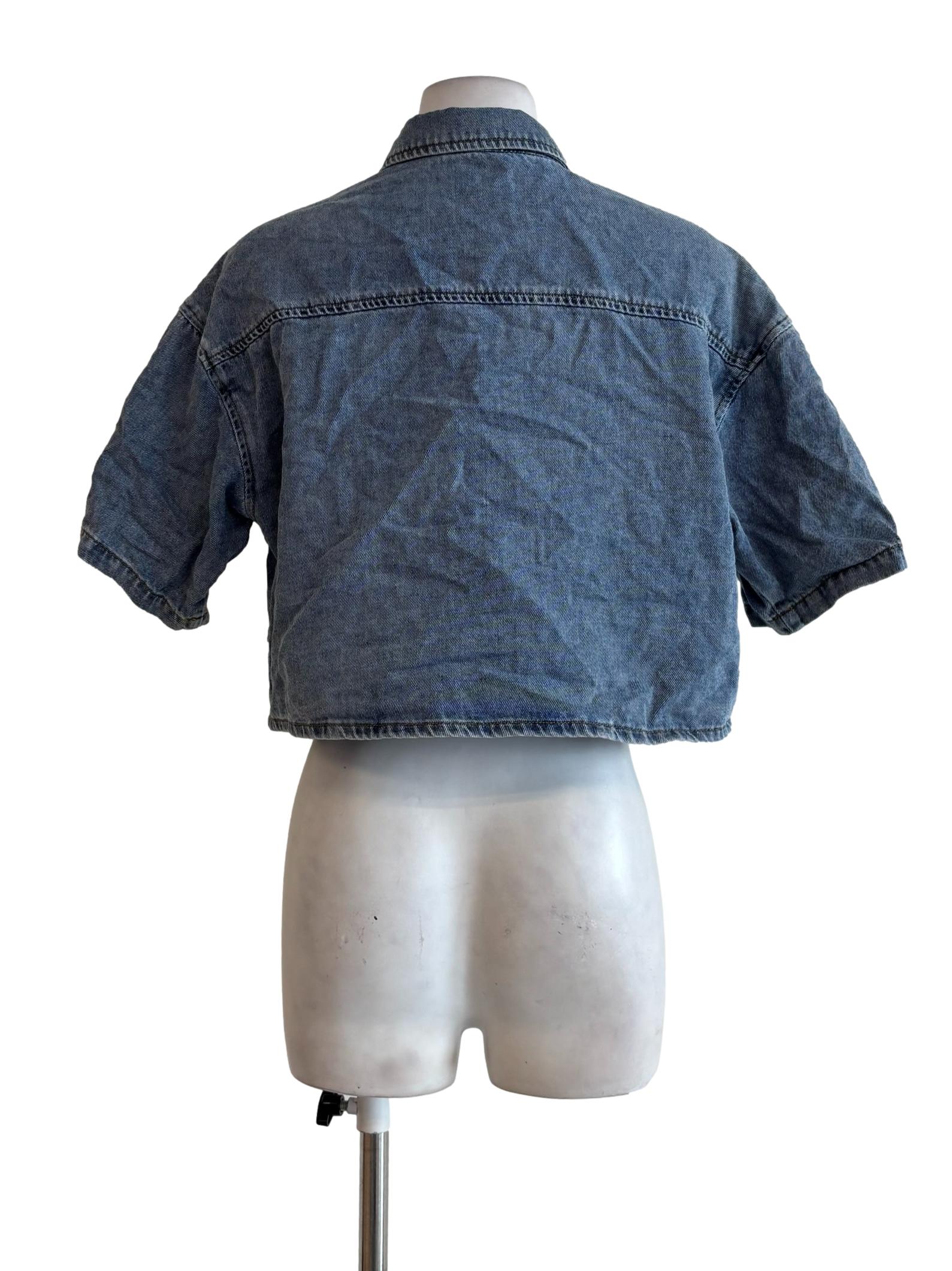 Shortsleeve Denim Button Top