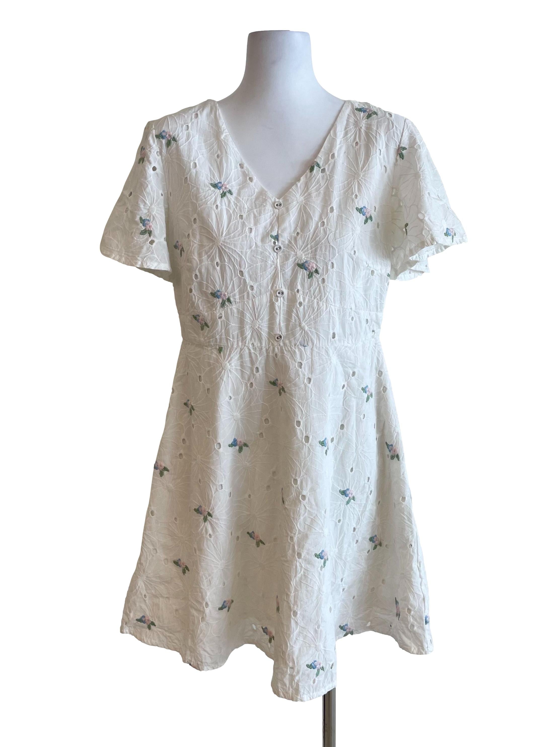 White Floral Eyelet Butterfly Sleeves Dress