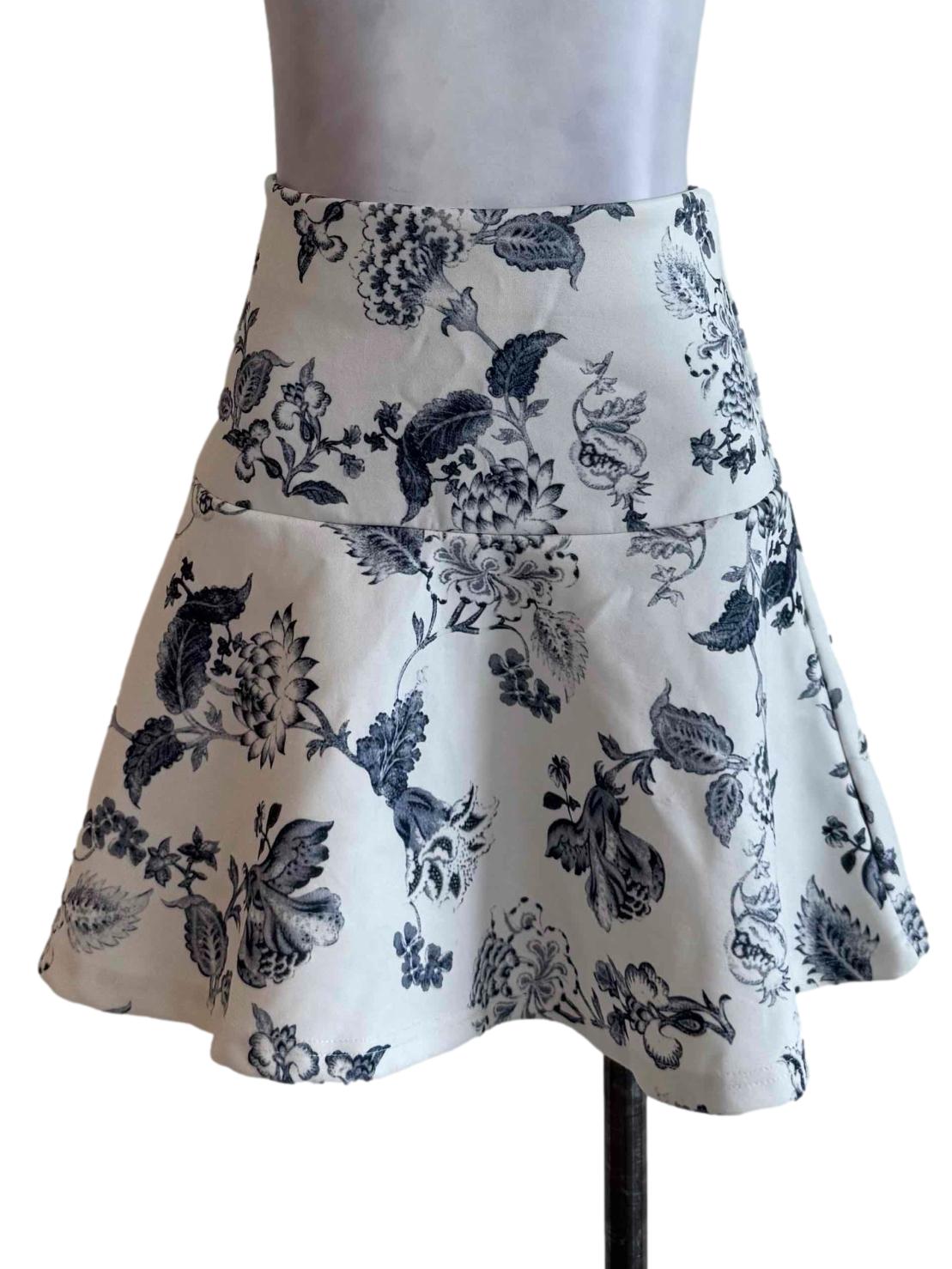 Porcelain White With Grey Floral Patterns A Line Short Skirt