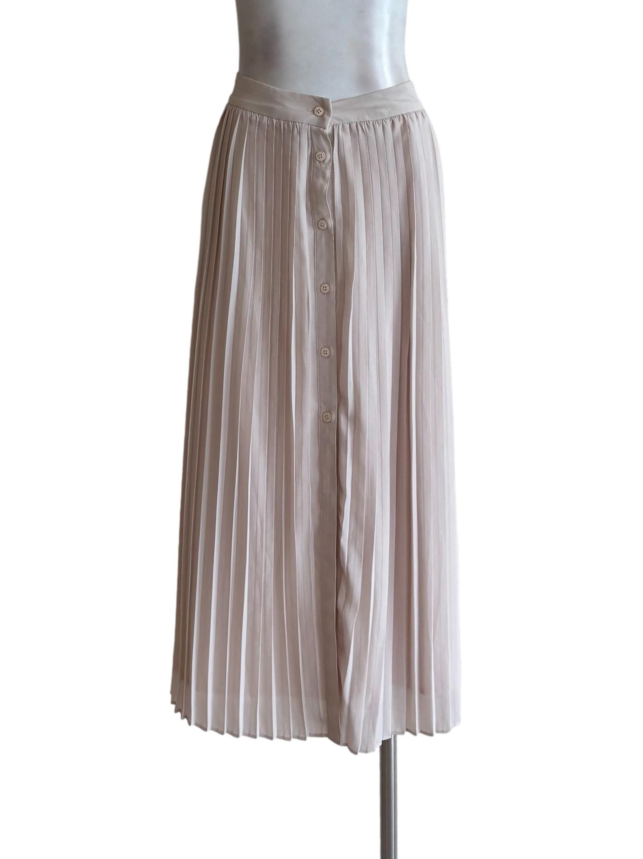 Rice White Button Pleated Skirt