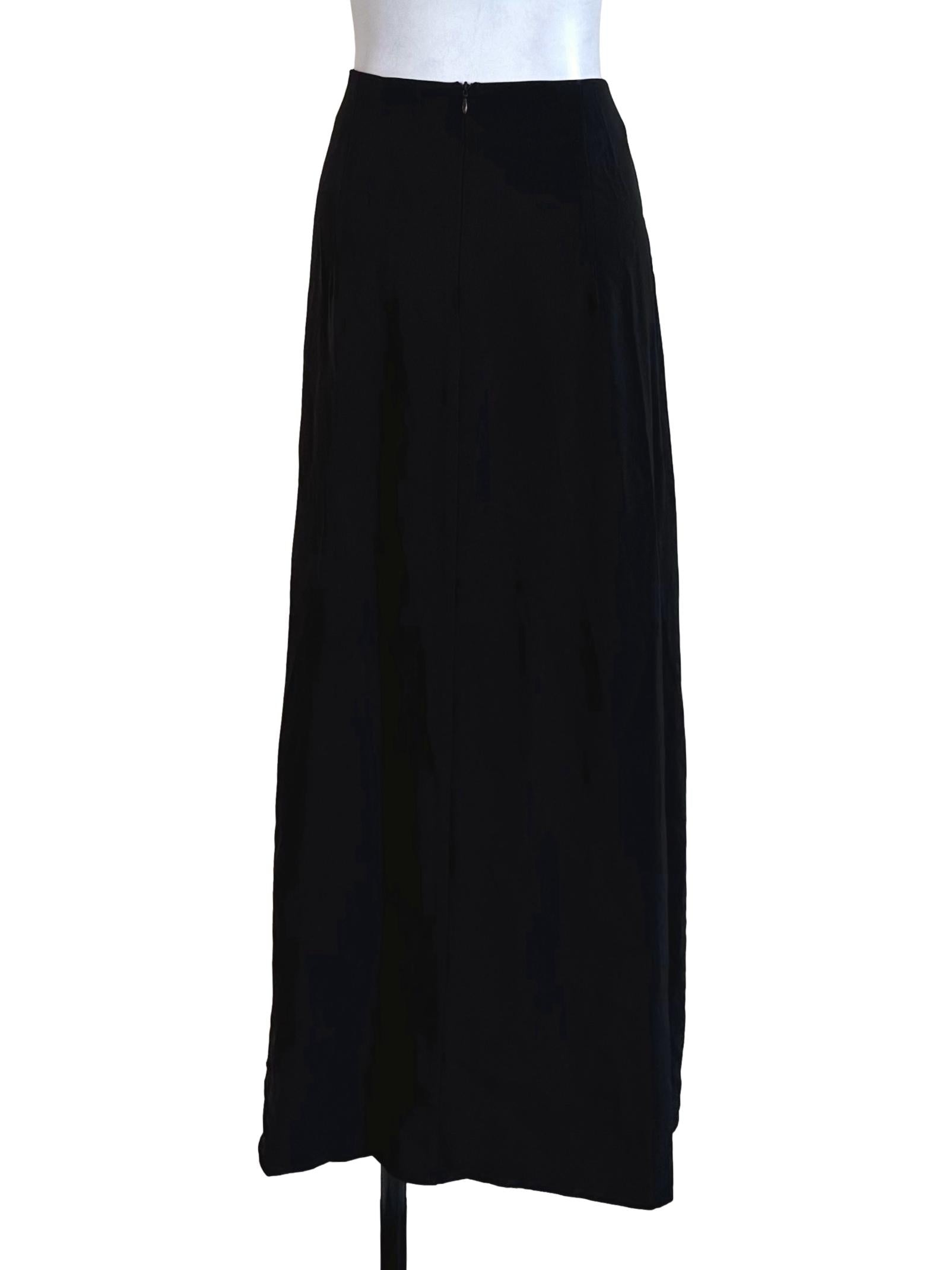 Black Plain Slit Skirt TTR