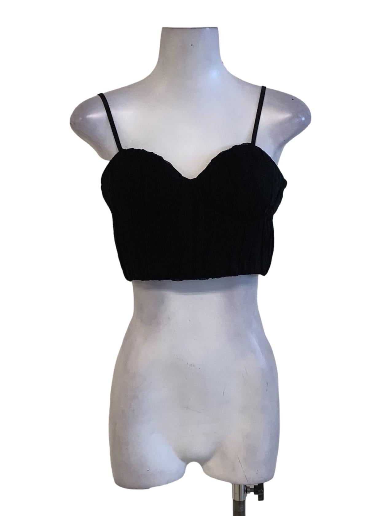 Black Sweetheart Neckline Cropped Top
