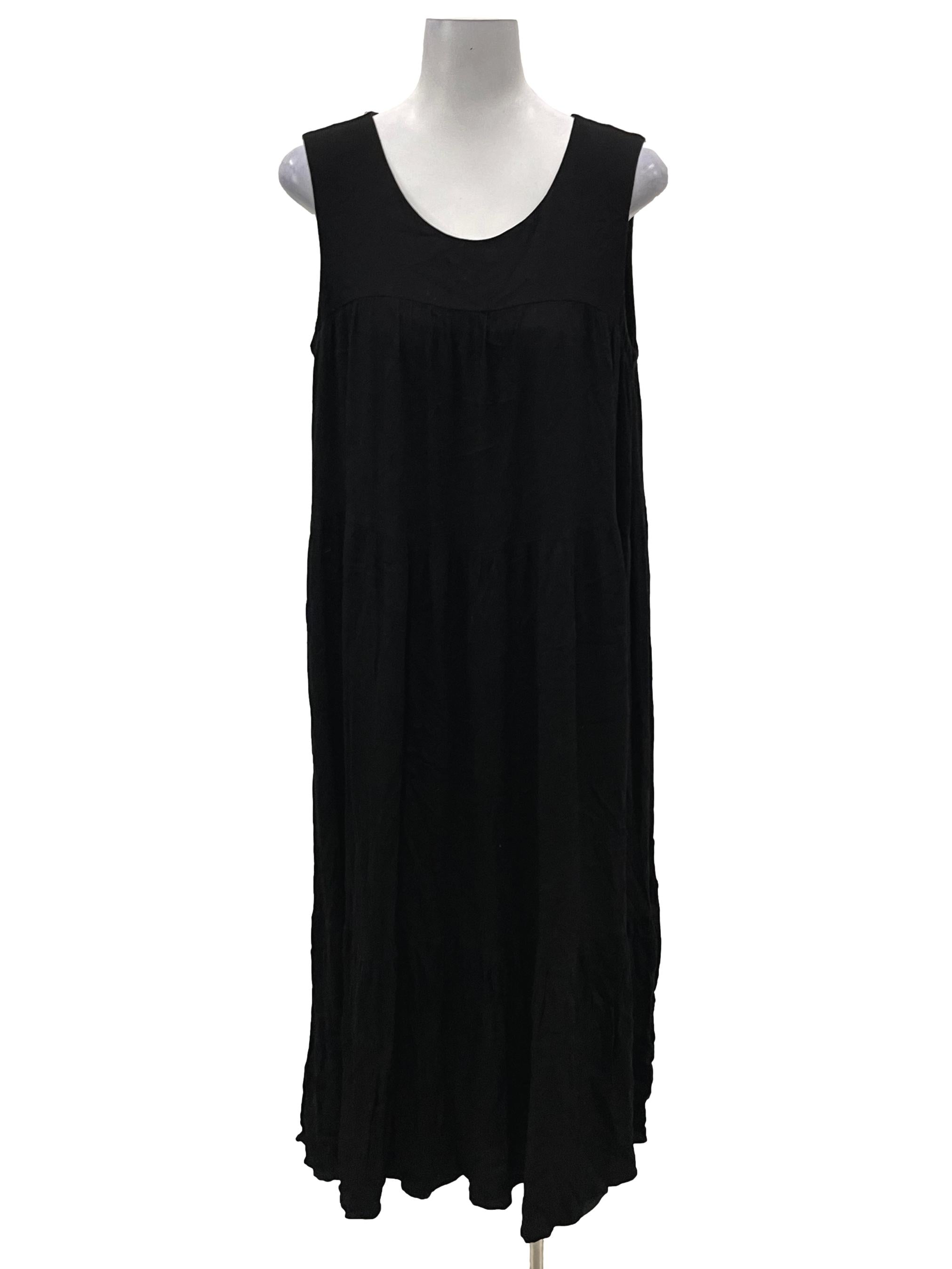 Black Roundneck Sleeveless Maxi Dress