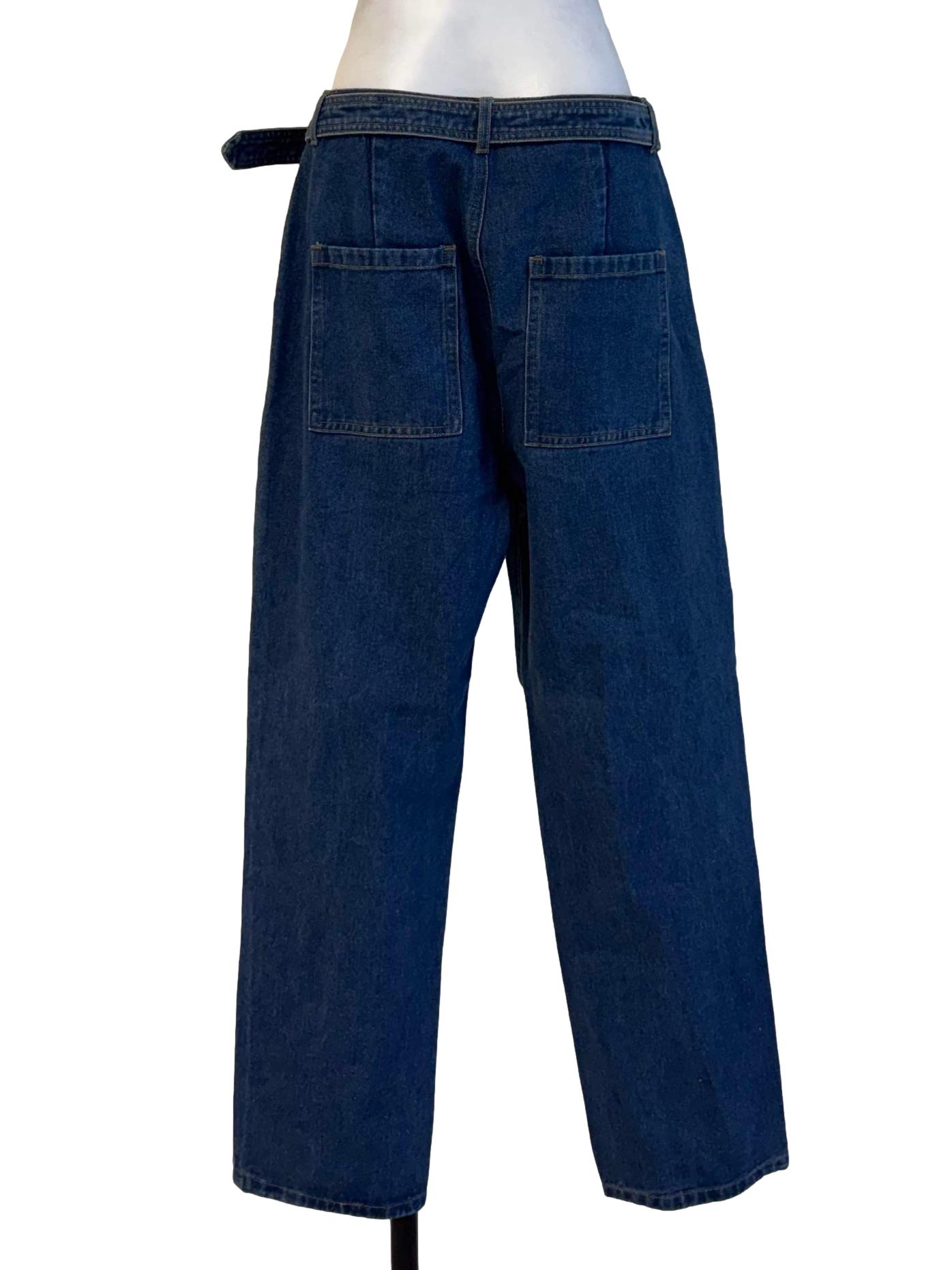 Pool Blue Jeans With Belt