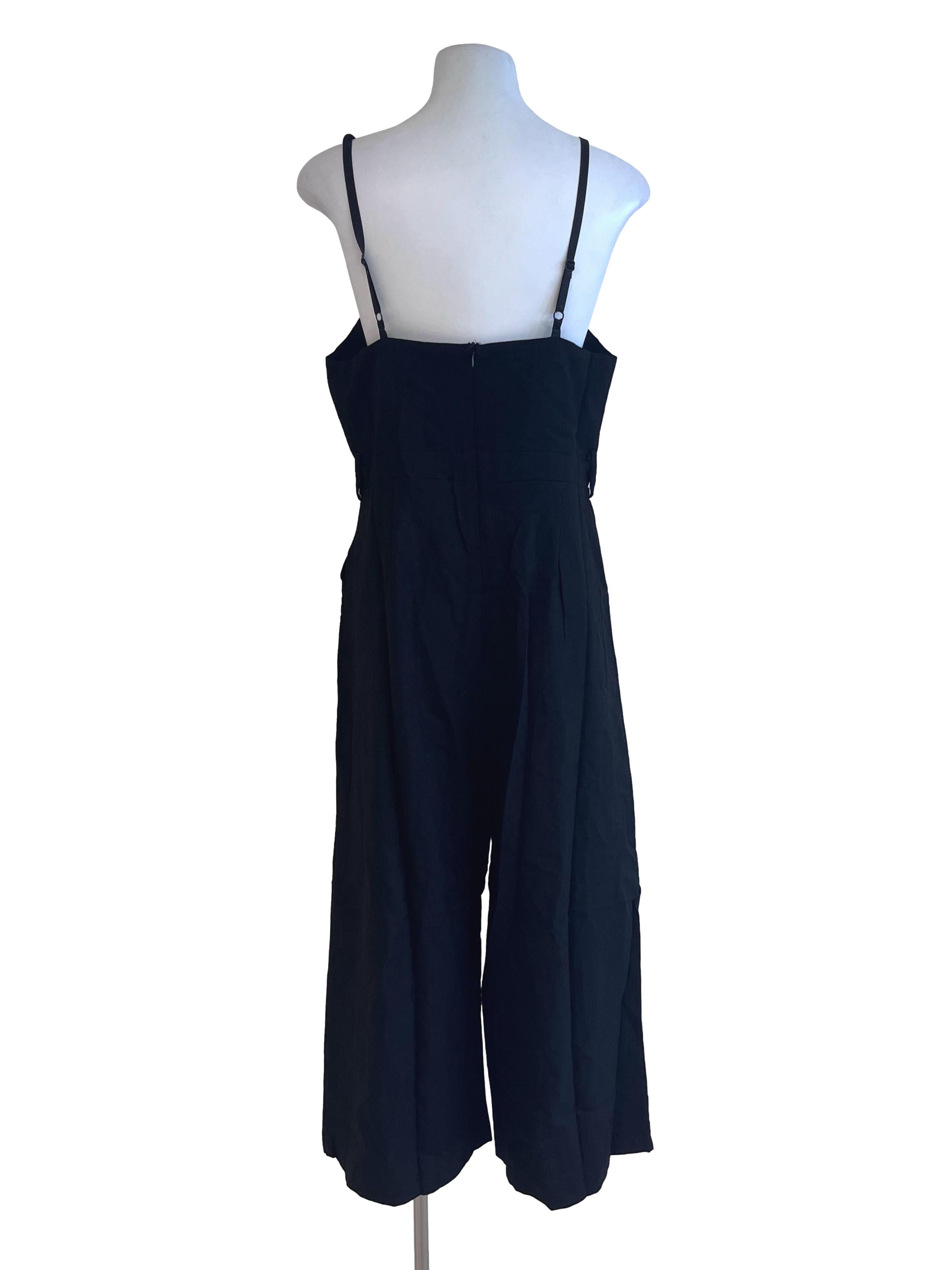 Black Sleeveless Jumpsuits