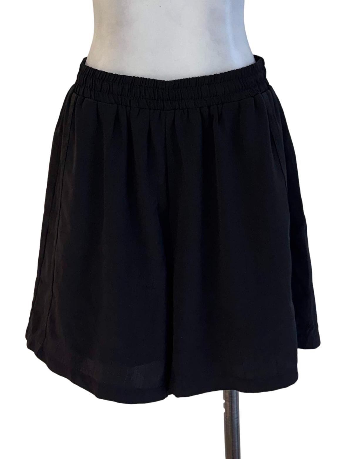 Mad Black Short Pants