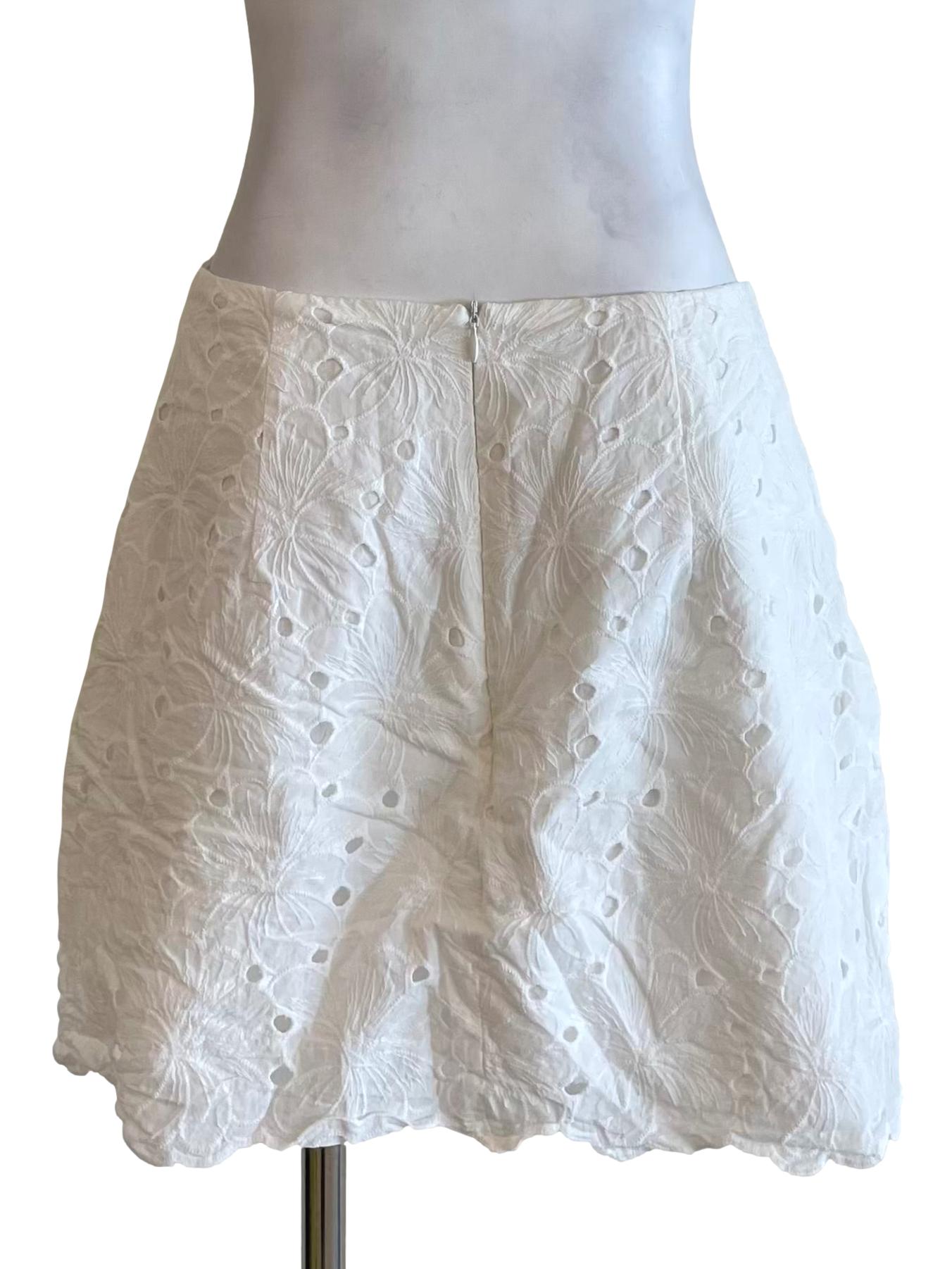 White Embroidery Mini Skirt