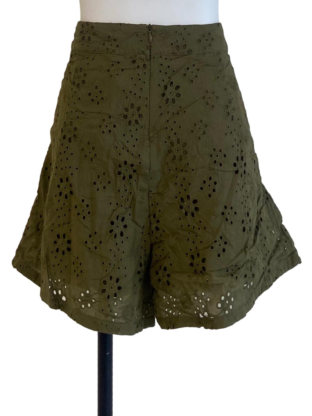 Pear Green Embroidery Floral Shorts
