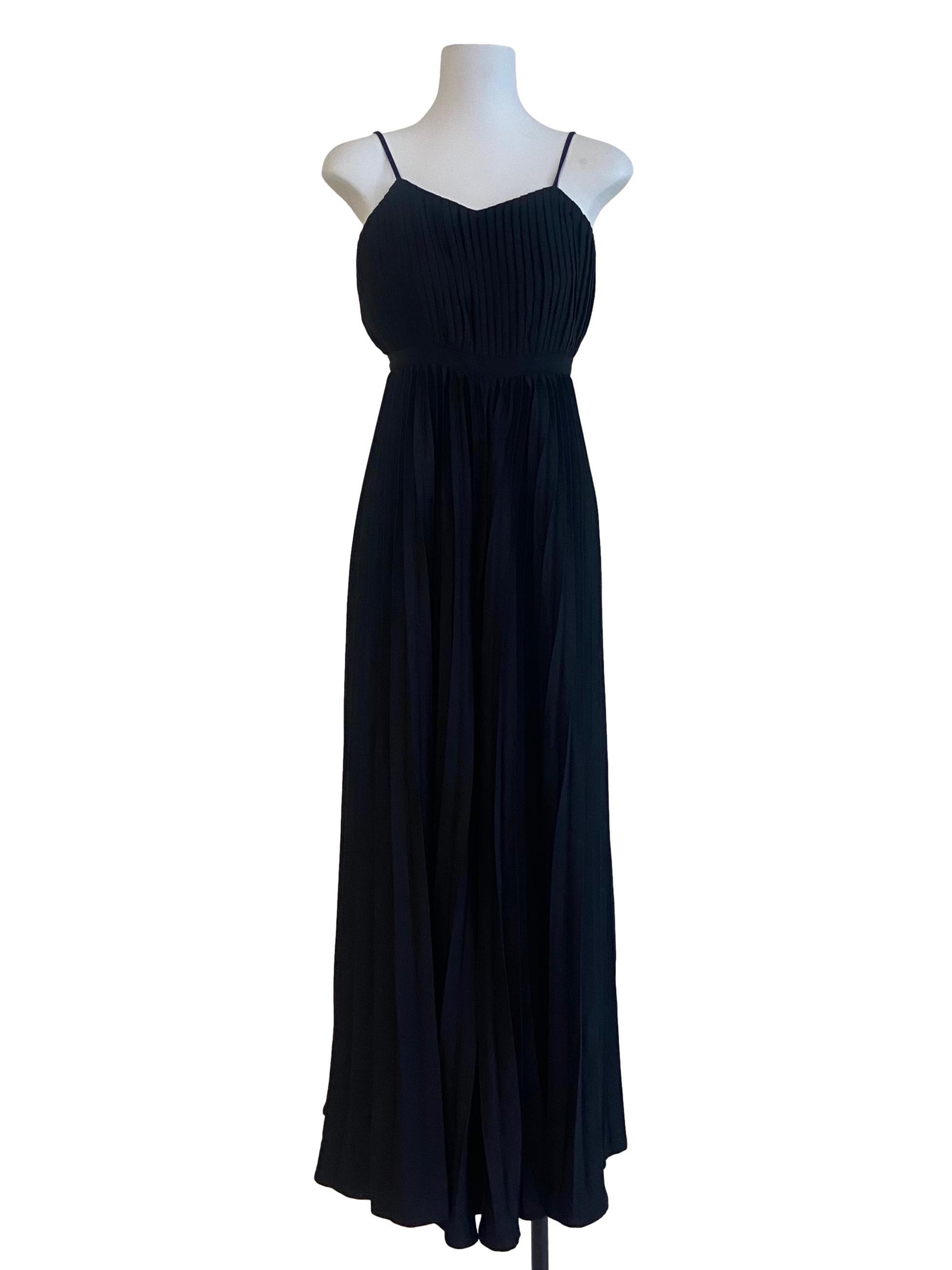 Black Sleeveless Pleated Jumpsuit