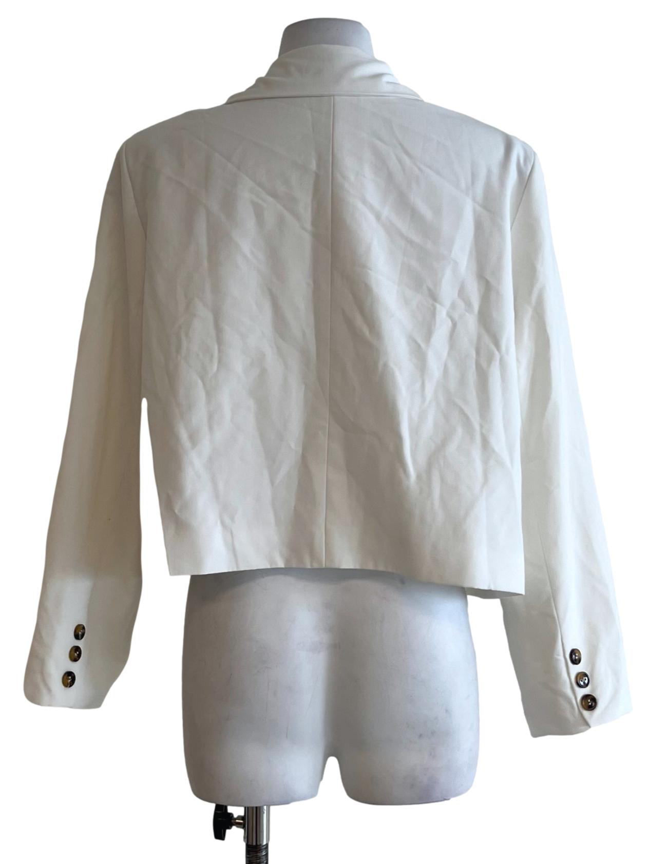White Wing-Collar Single-Breasted Blazer