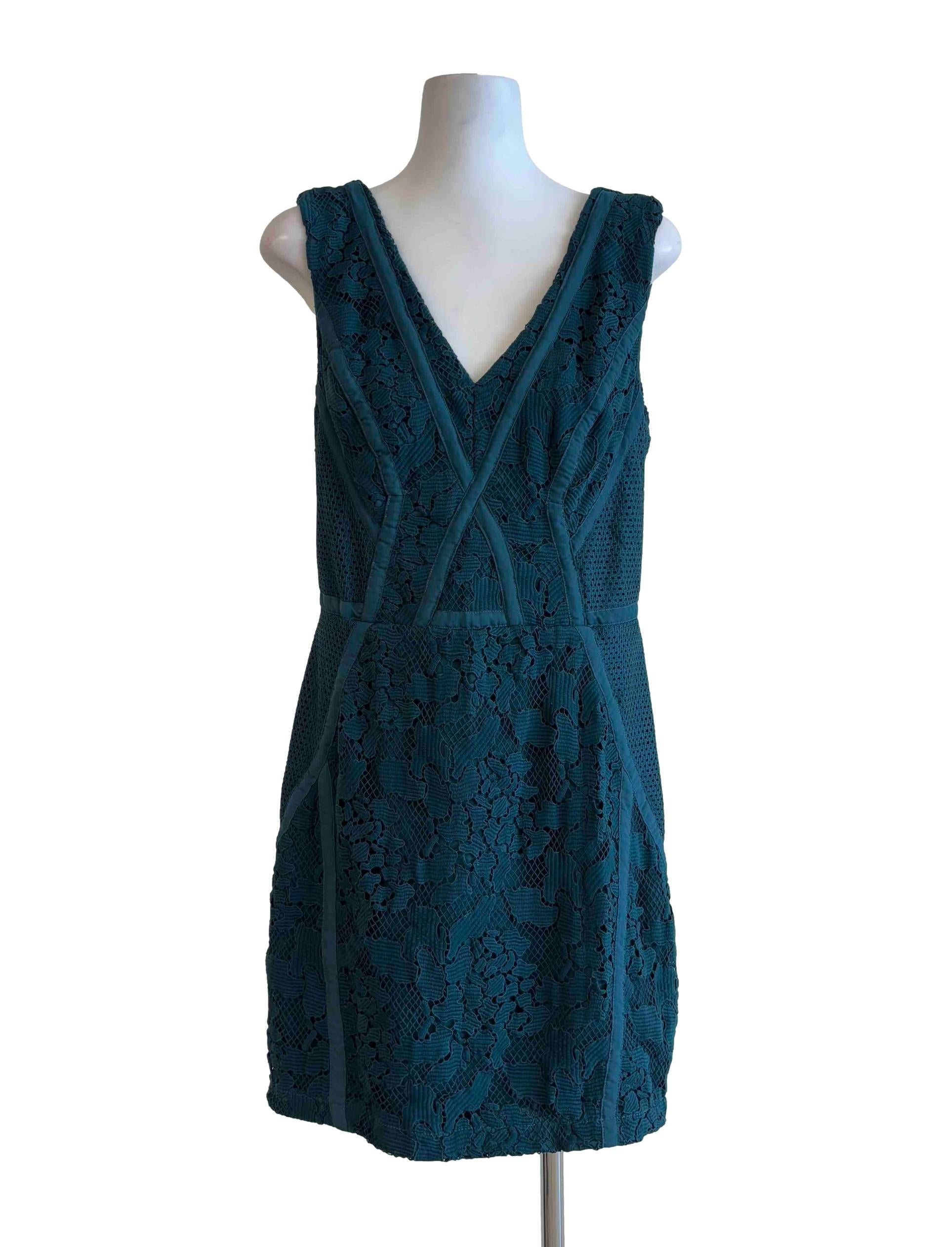 Pine Green Sleeveless Lace Dress