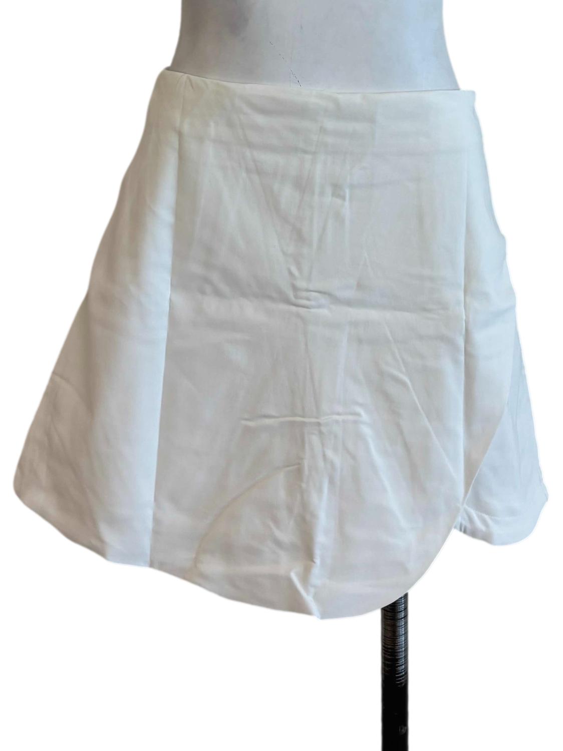 White Giovanni Curved Hem Skorts