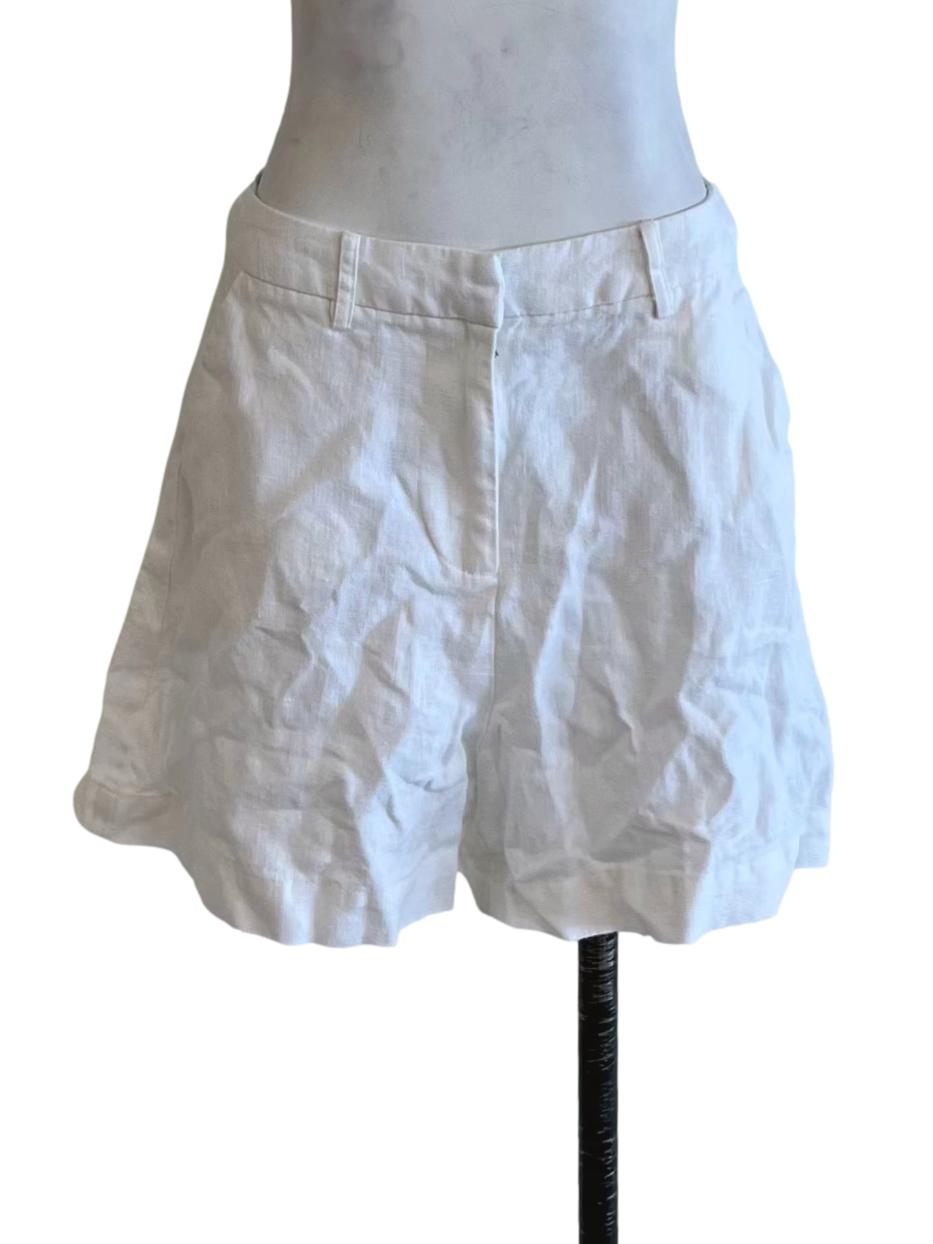 White High-Waisted Casual Shorts