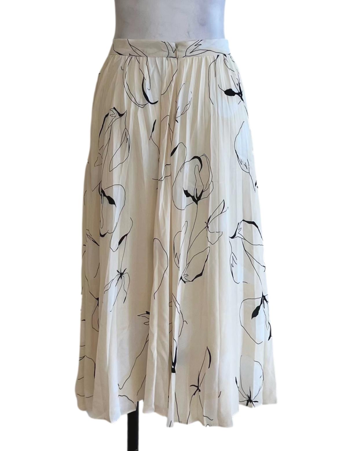 Cream White Abstract A-Line Skirt