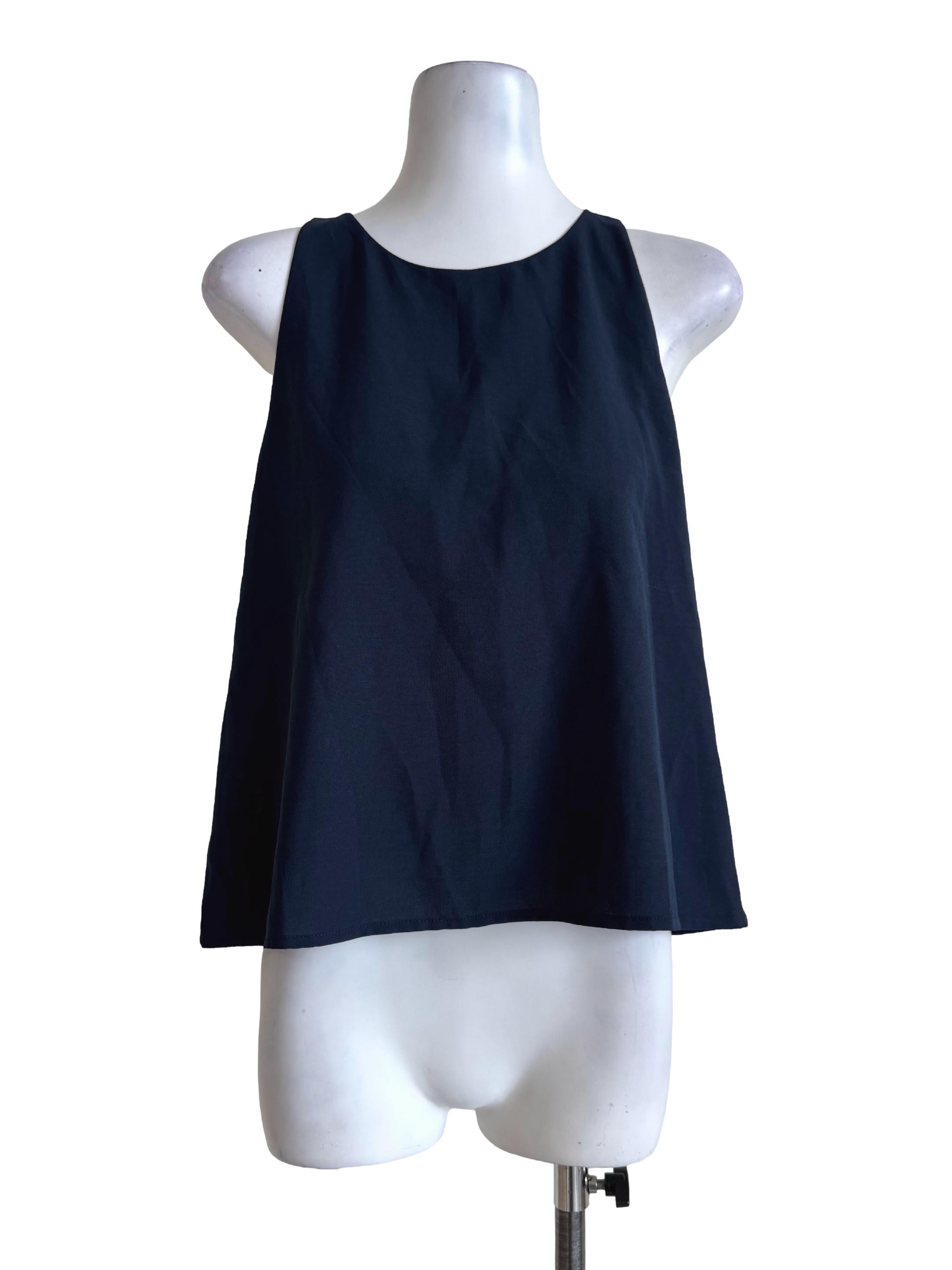 Navy Blue Round Neck Sleeveless Top