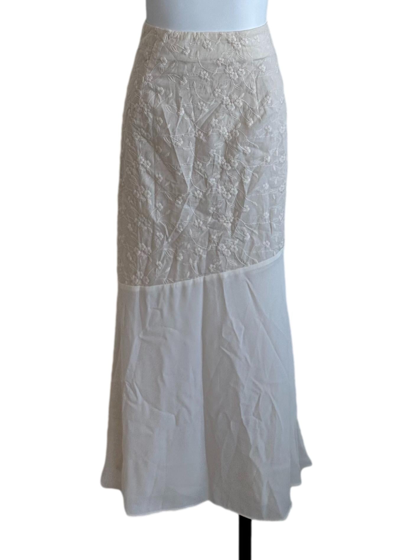 Cream White Embroidery Chiffon Skirt