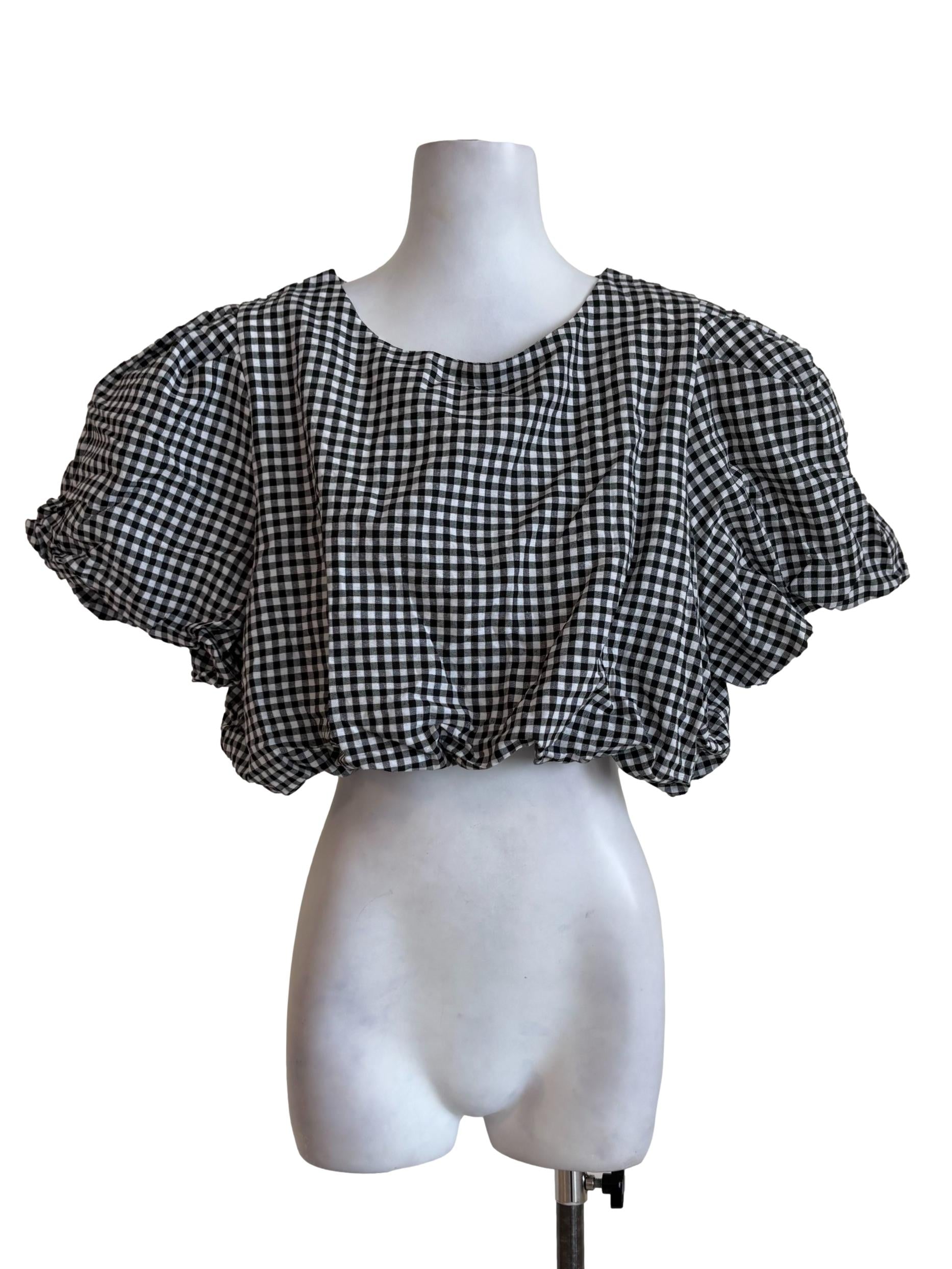 Black Gingham Puffed Sleeves Crop Top