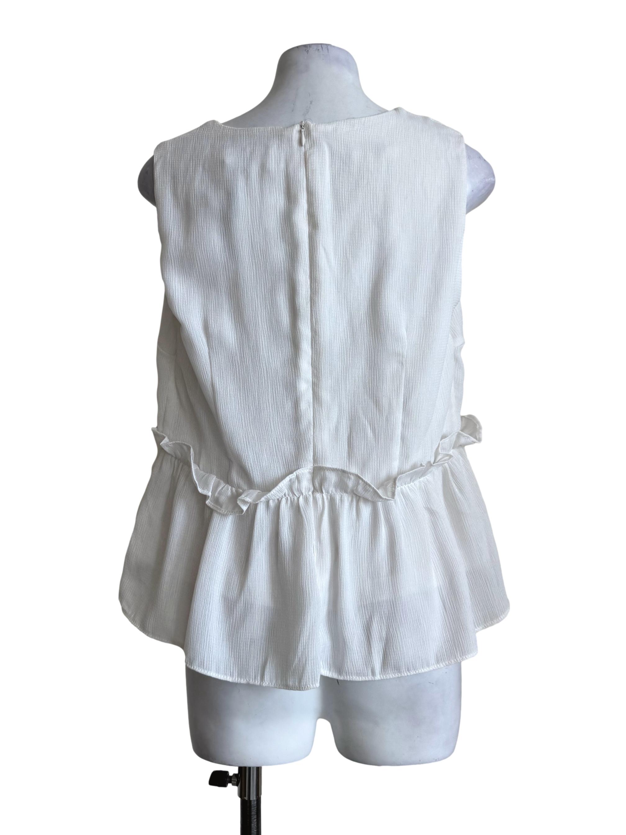 Textured White Round Neck Blouse