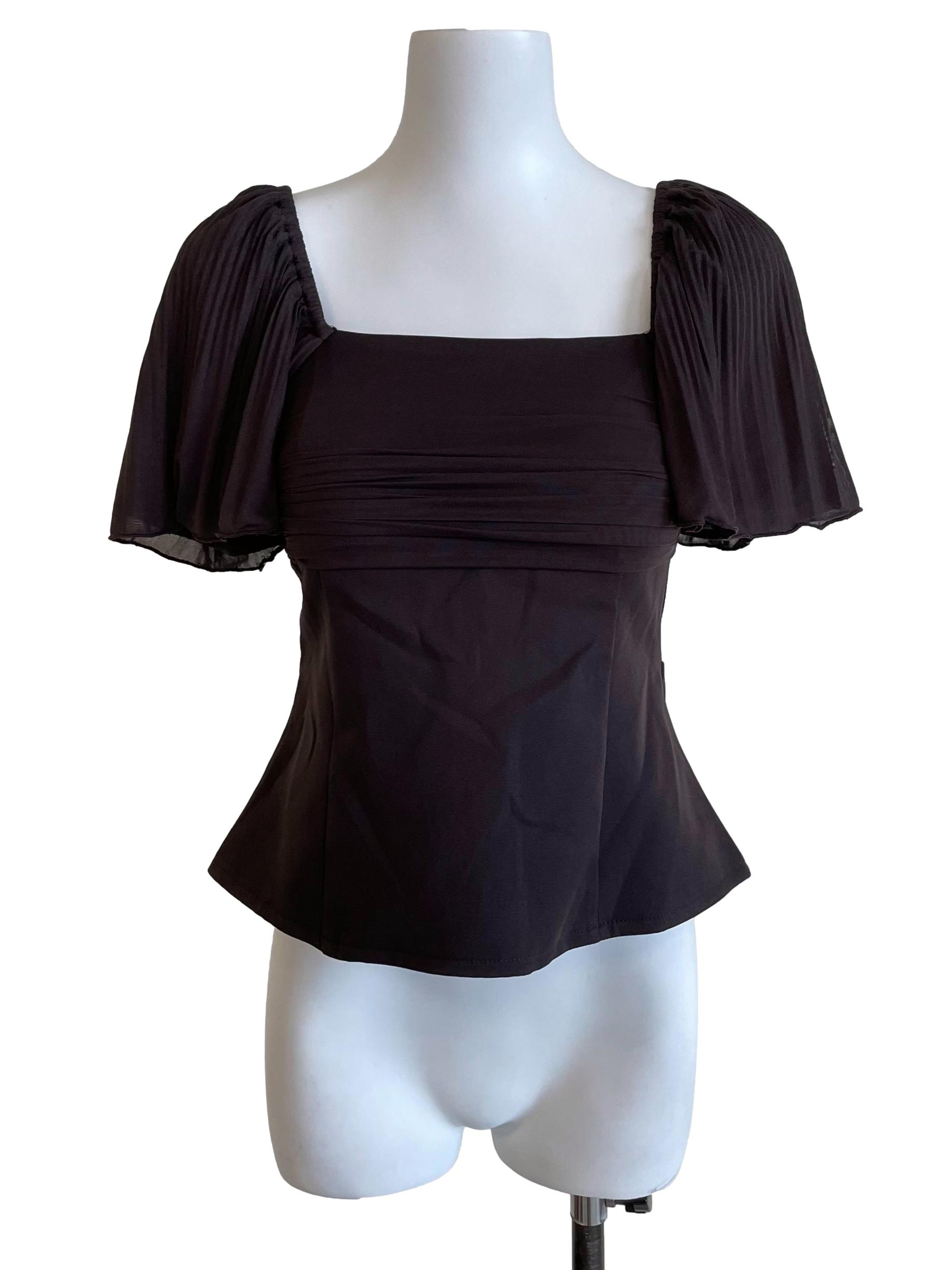 Wood Butterfly Sleeves Mesh Top