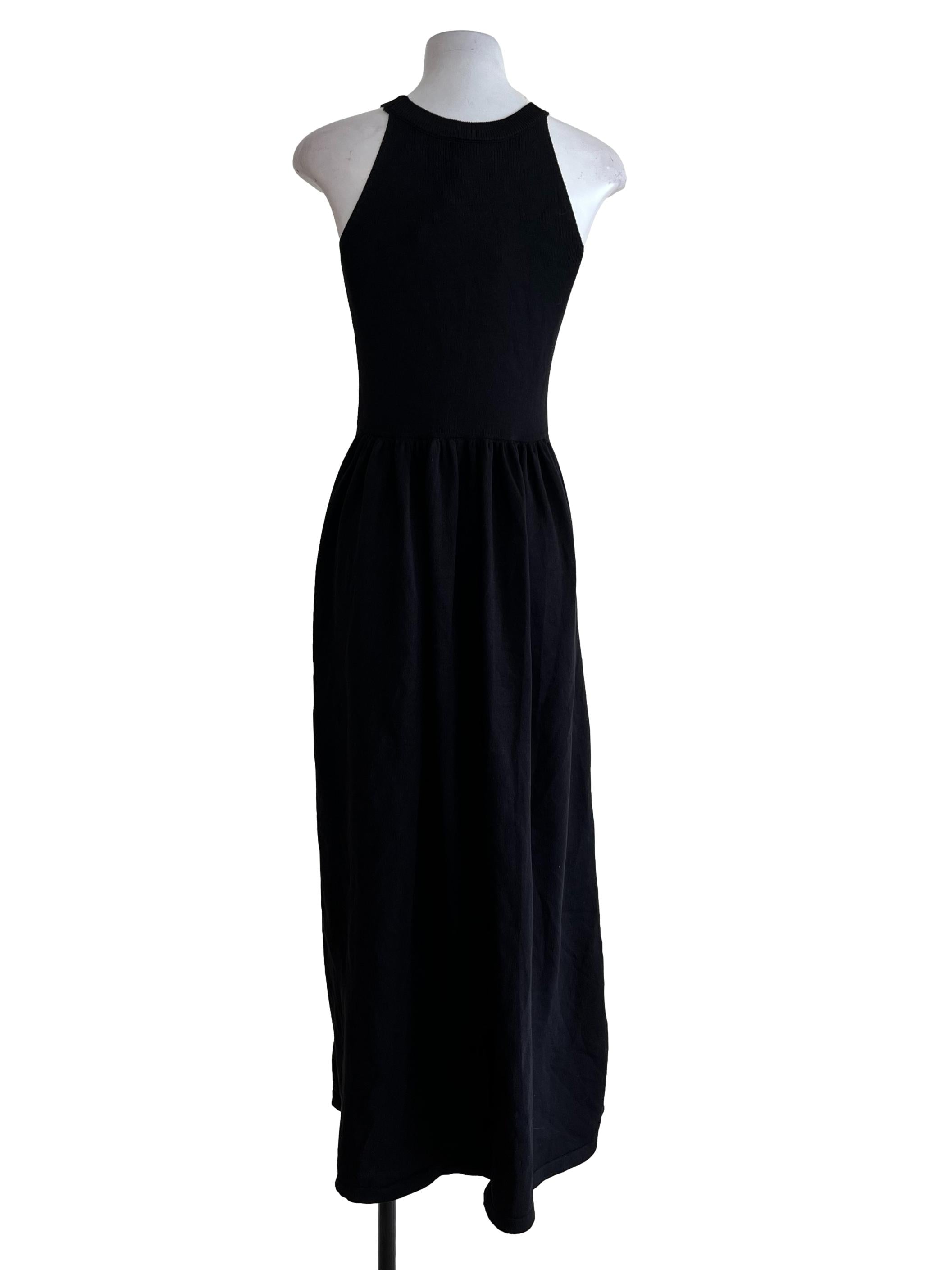 Black Plain Sleeveless Dress