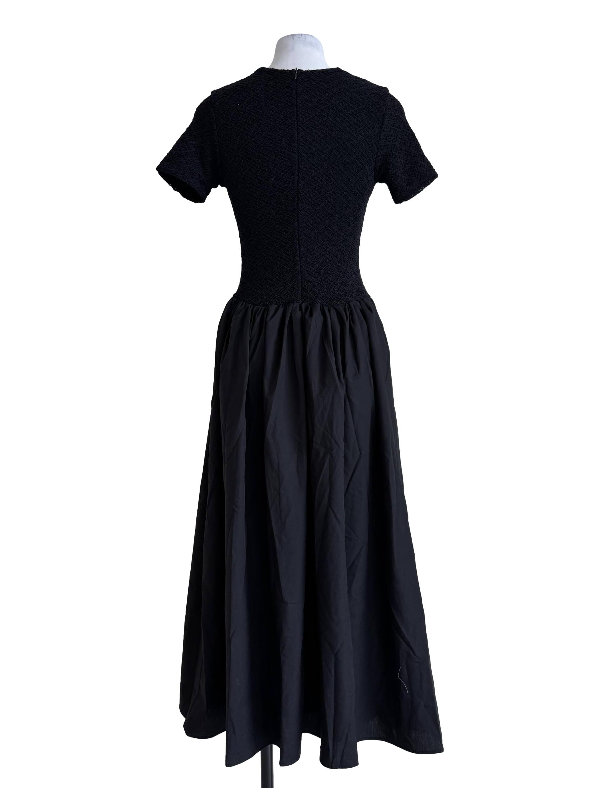 Textured Black Round Neck Princess Dress