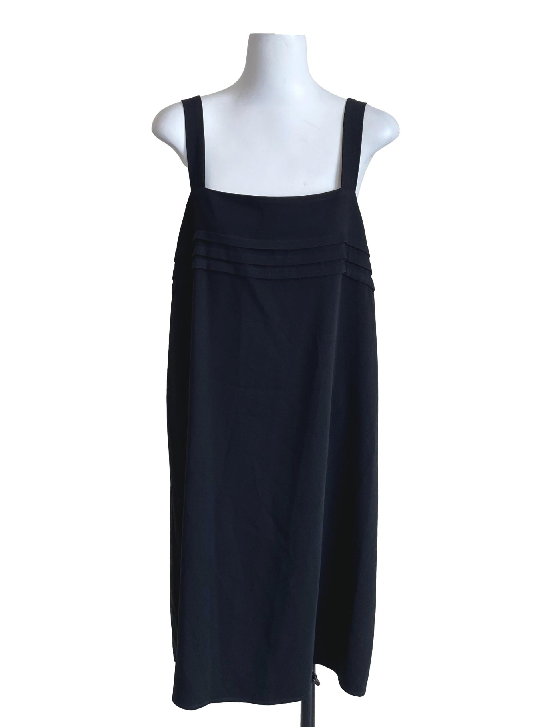 Black Pleats Straight Dress