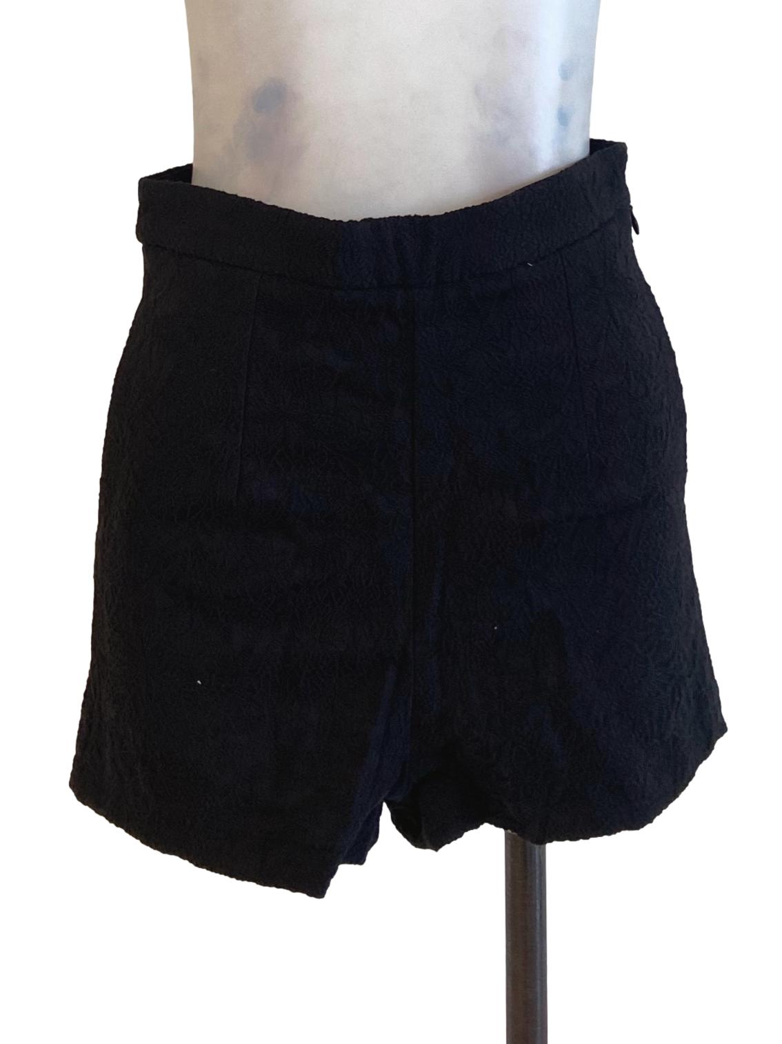 Black Floral Texture Short Pants