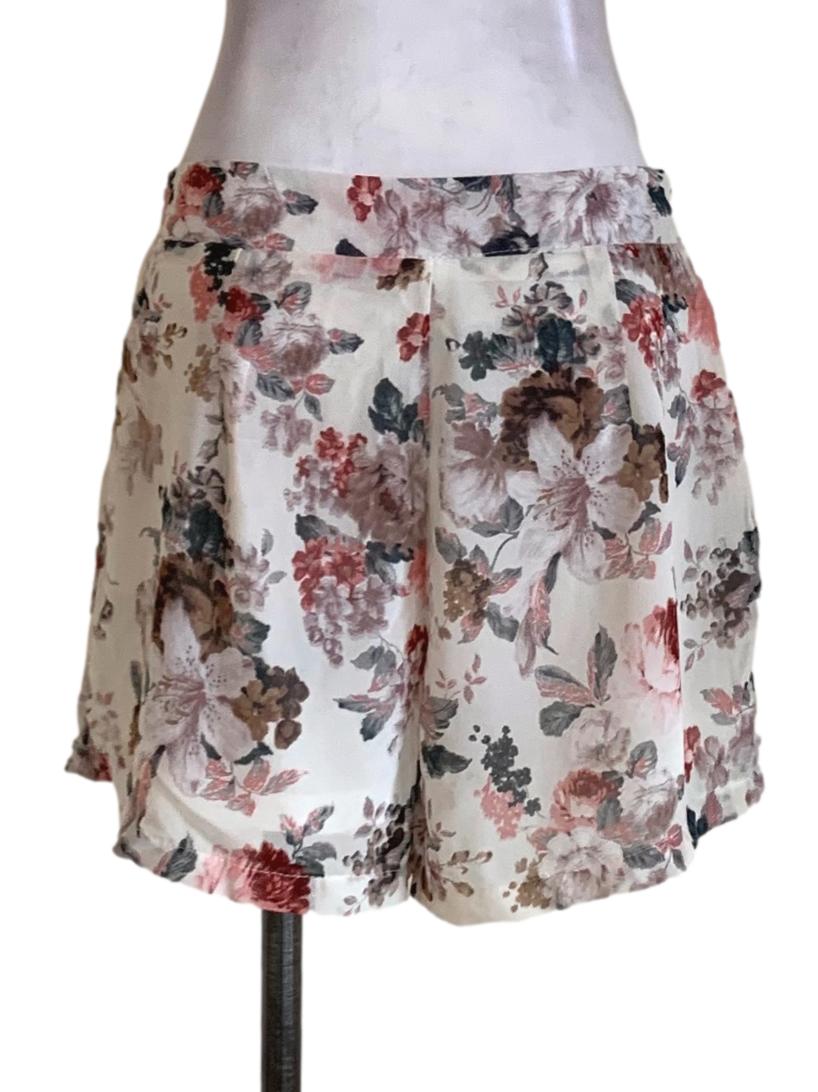 Cream Floral High-Waisted Shorts