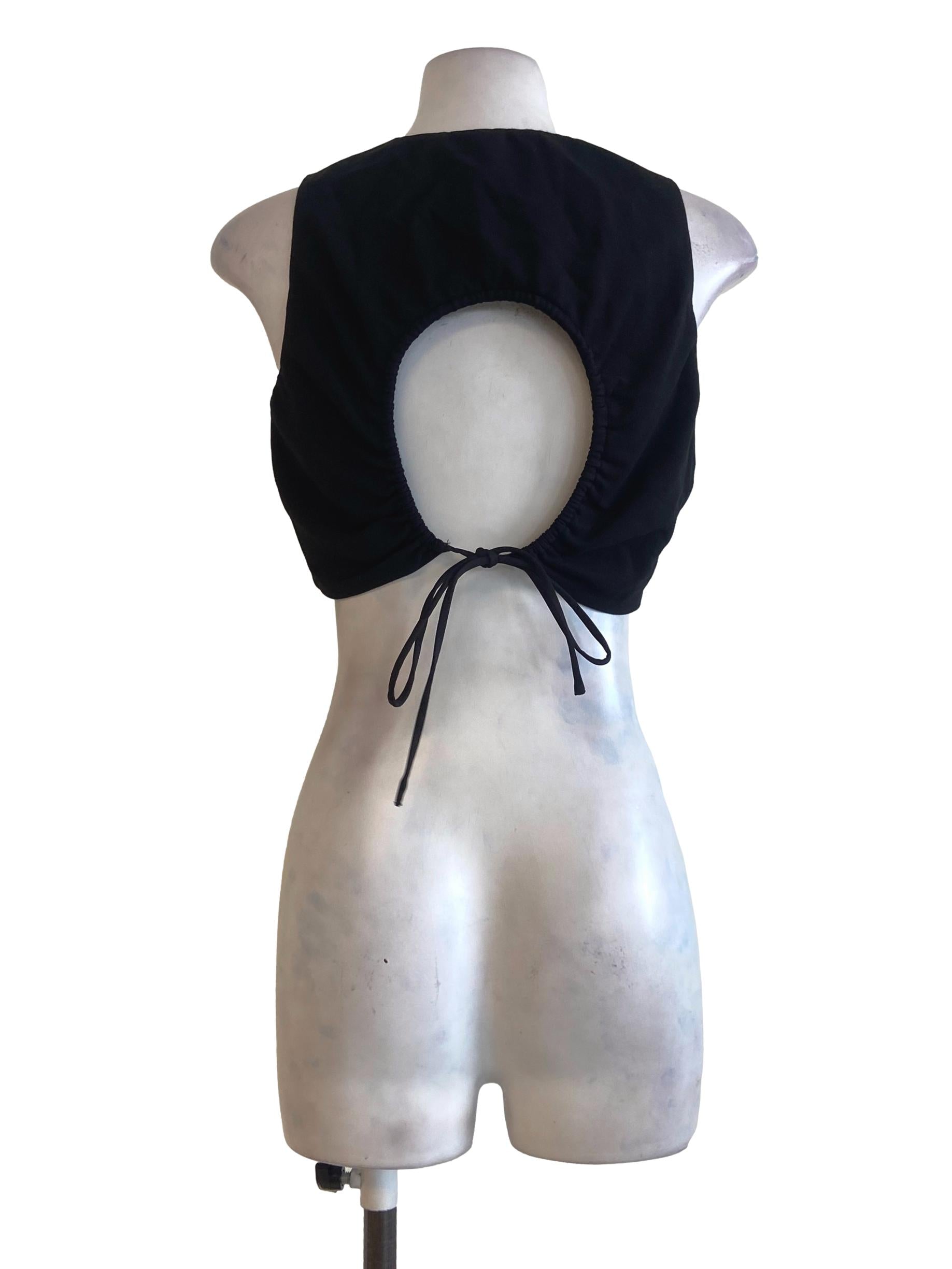 Black Sleeveless Back Hole Crop Top LB