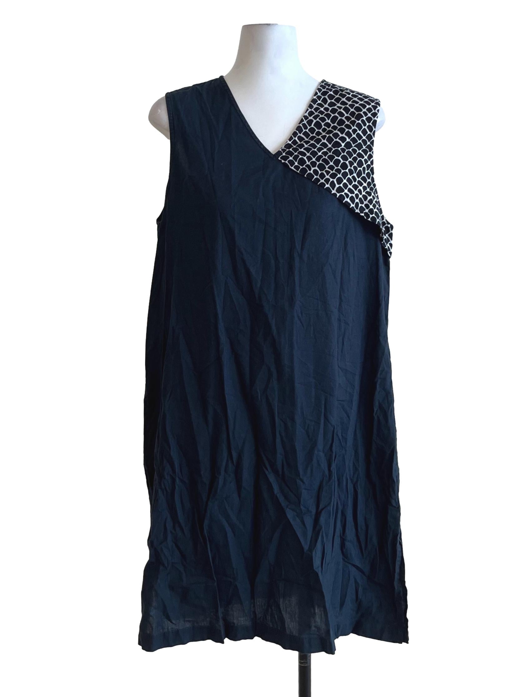 Navy Blue V-Neckline Shift Dress