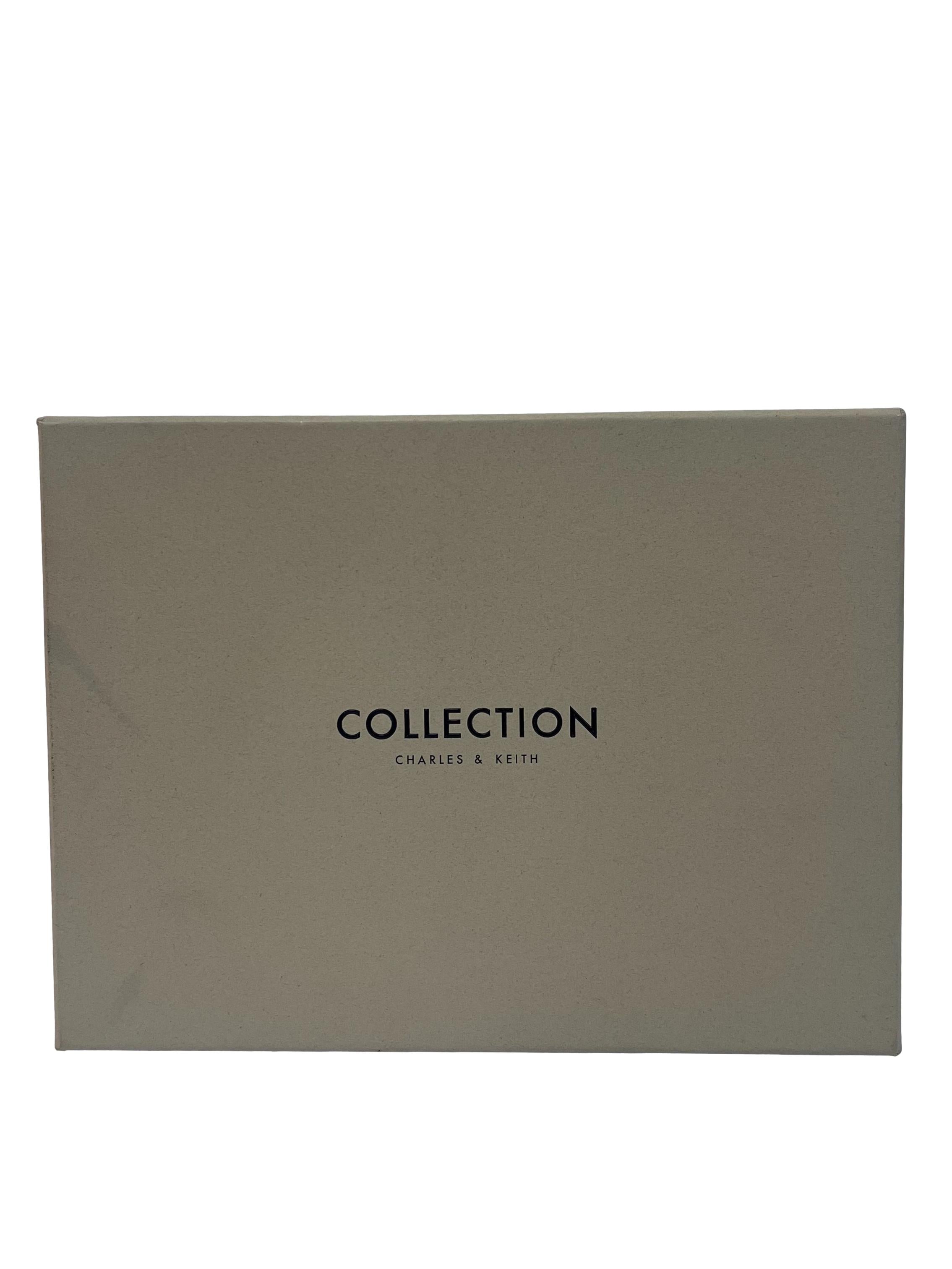 Light Pink Shoulder Bag With Changeable Straps