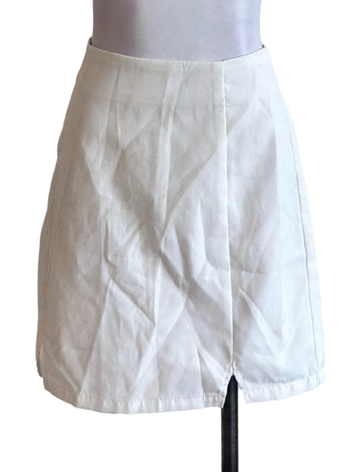 Pearl White Pencil Skorts